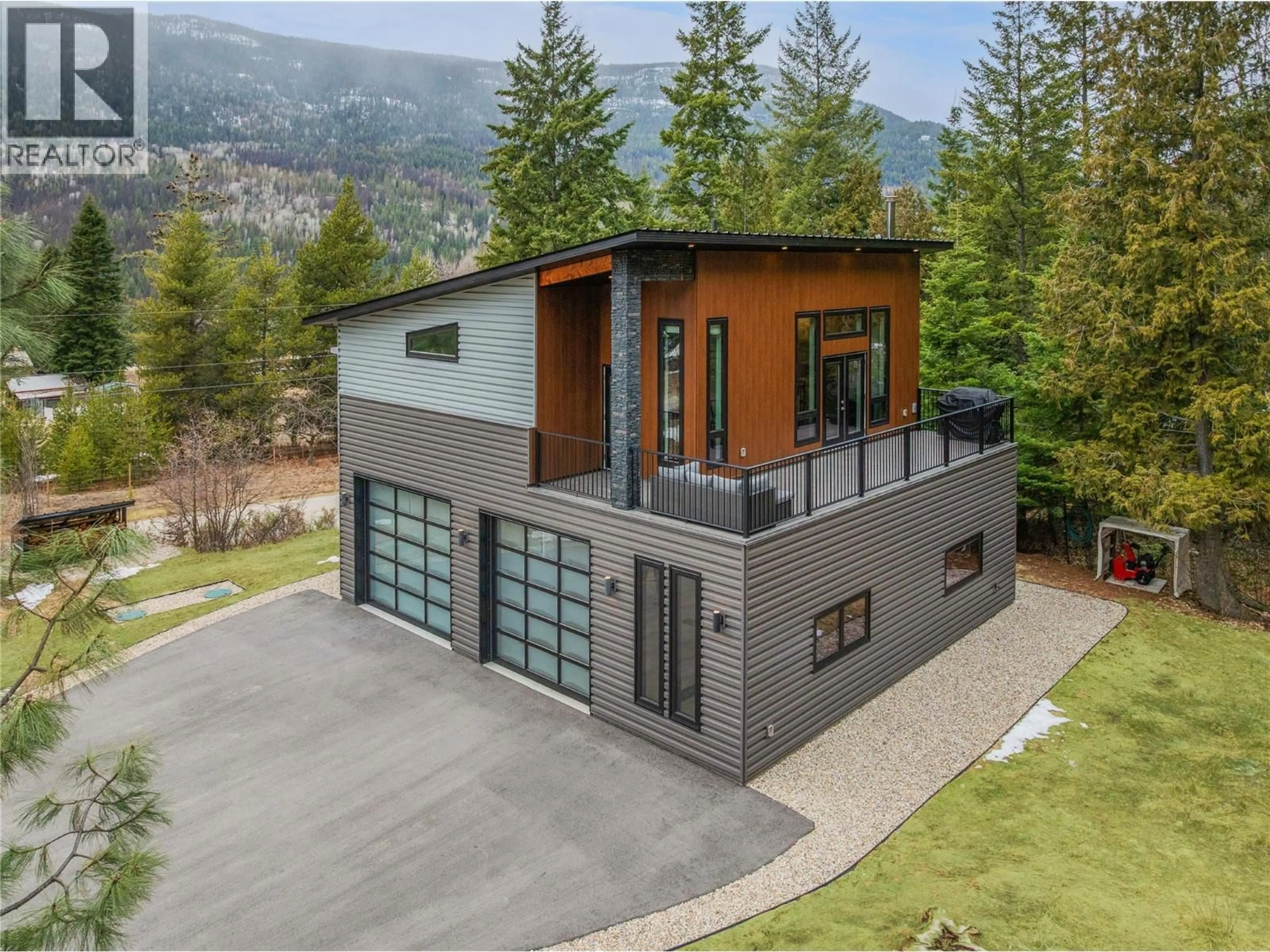 Home with vinyl exterior material, mountain view for 1959 SANDY ROAD, Pass Creek British Columbia V1N4W2