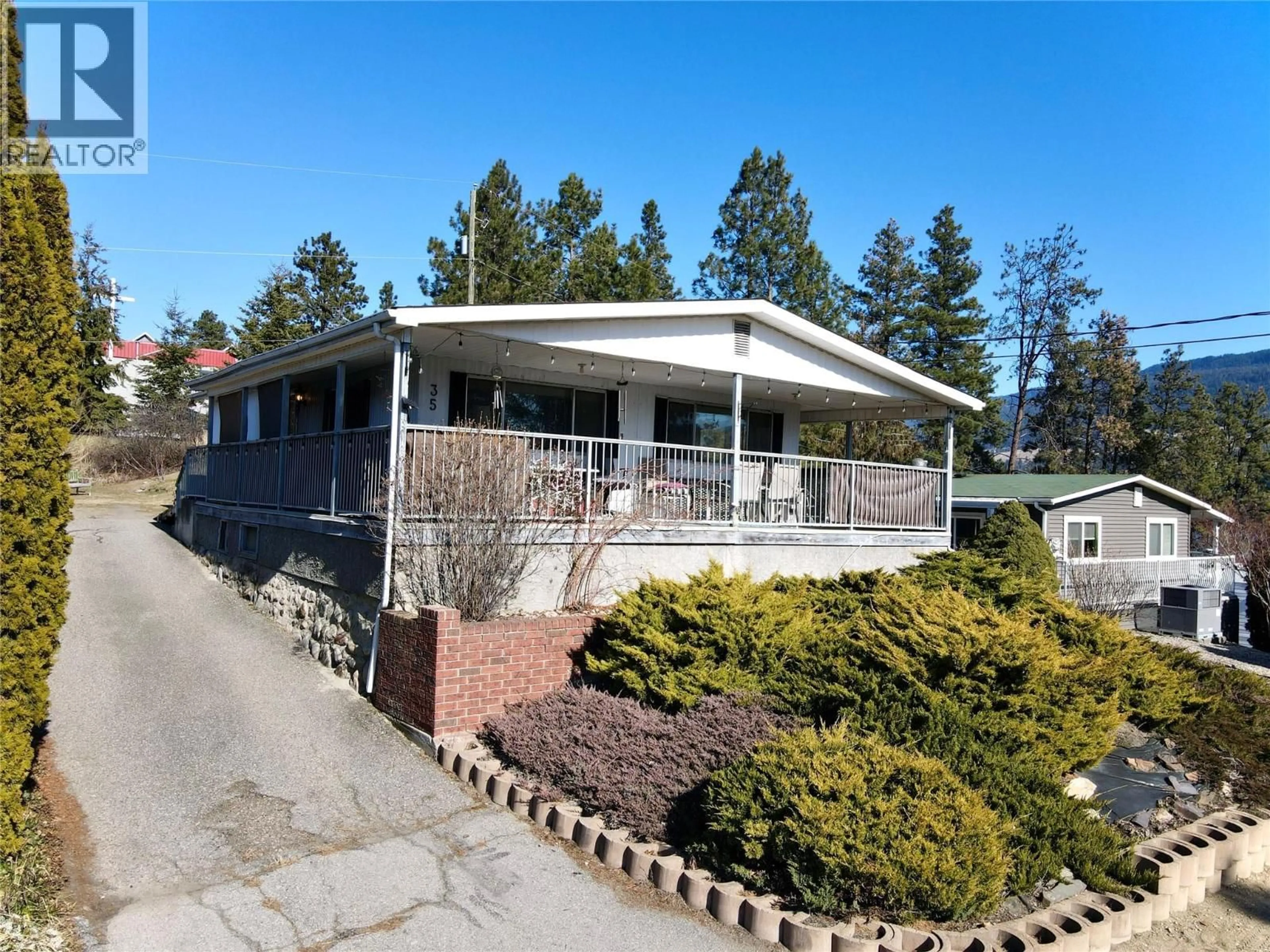 Home with vinyl exterior material, street for 35 - 12022 PRETTY ROAD, Lake Country British Columbia V4V1H1