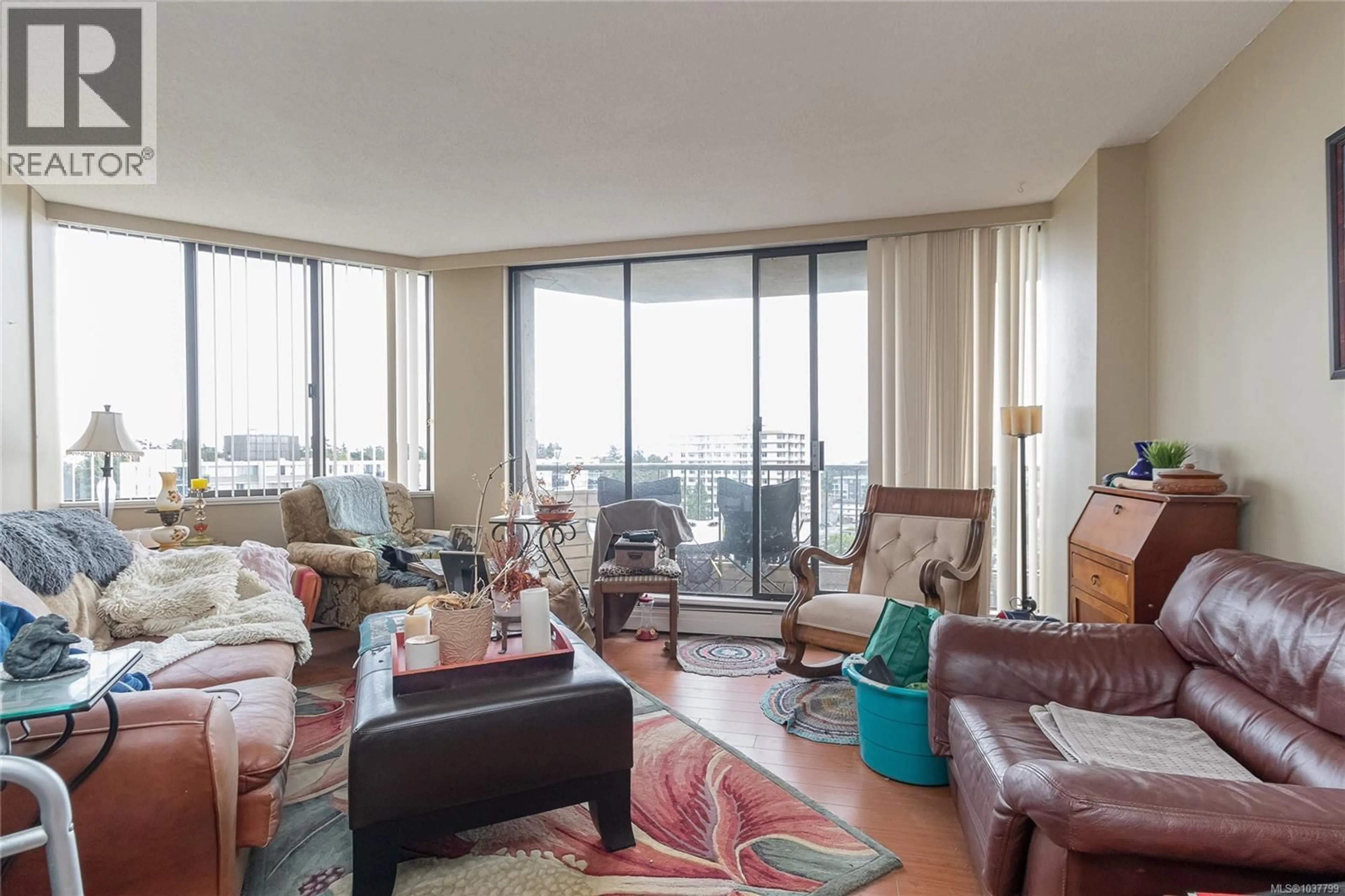 Living room with furniture, unknown for 1510 - 620 TORONTO STREET, Victoria British Columbia V8V1P7