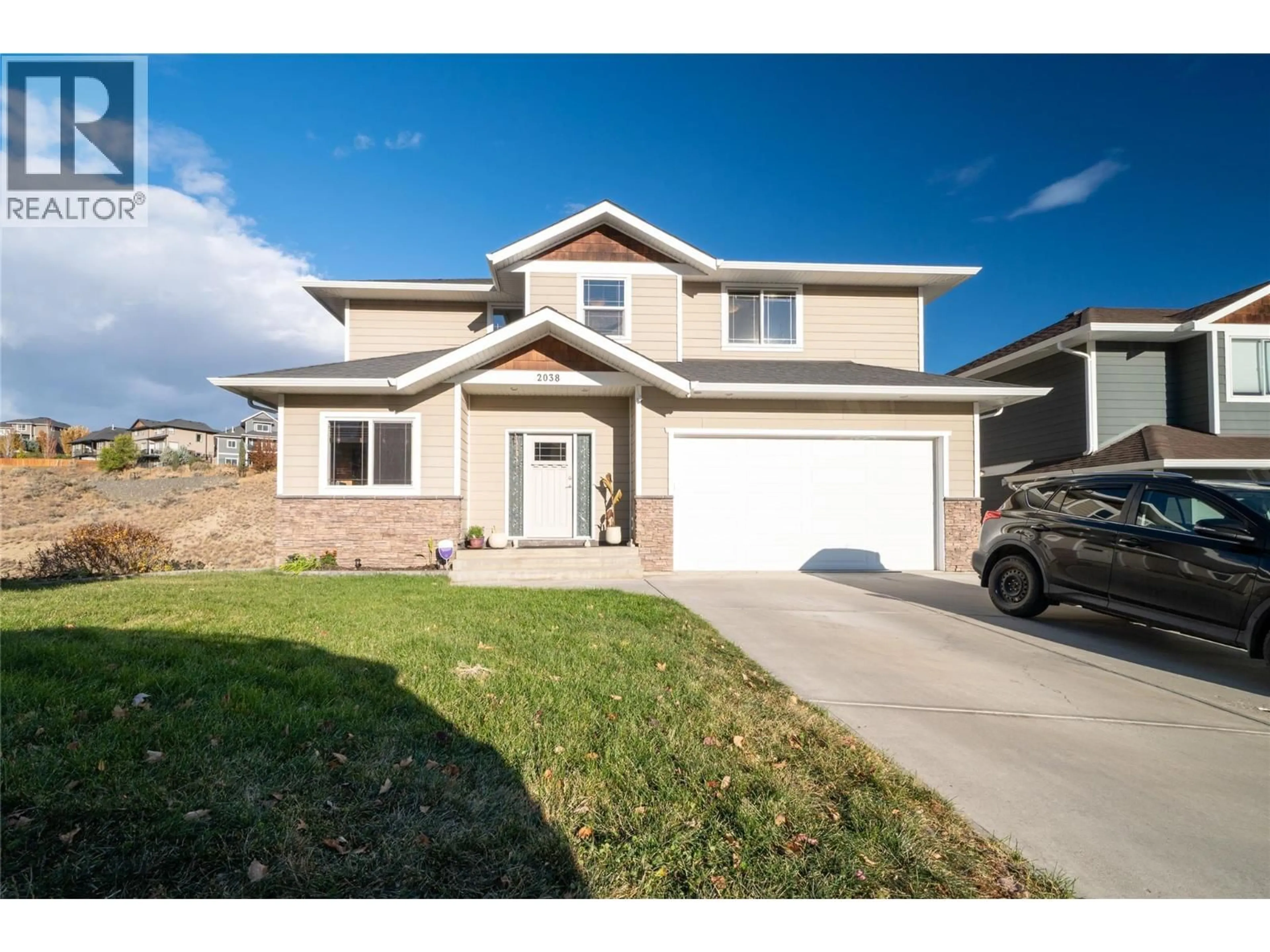 Home with vinyl exterior material, street for 2038 STAGECOACH DRIVE, Kamloops British Columbia V2B0A7