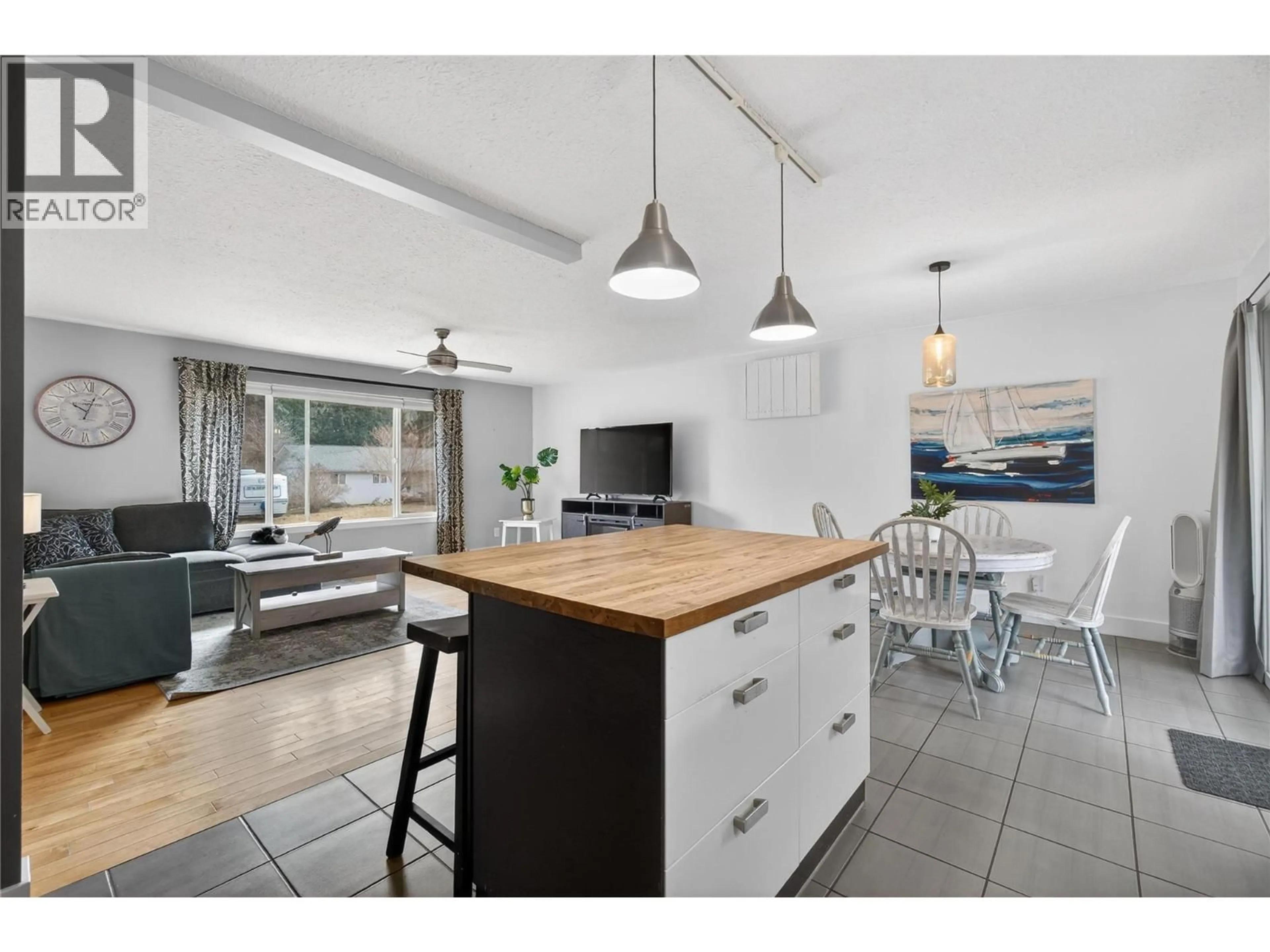 Open concept kitchen, unknown for 610 GILLIS AVENUE, Sicamous British Columbia V0E2V0