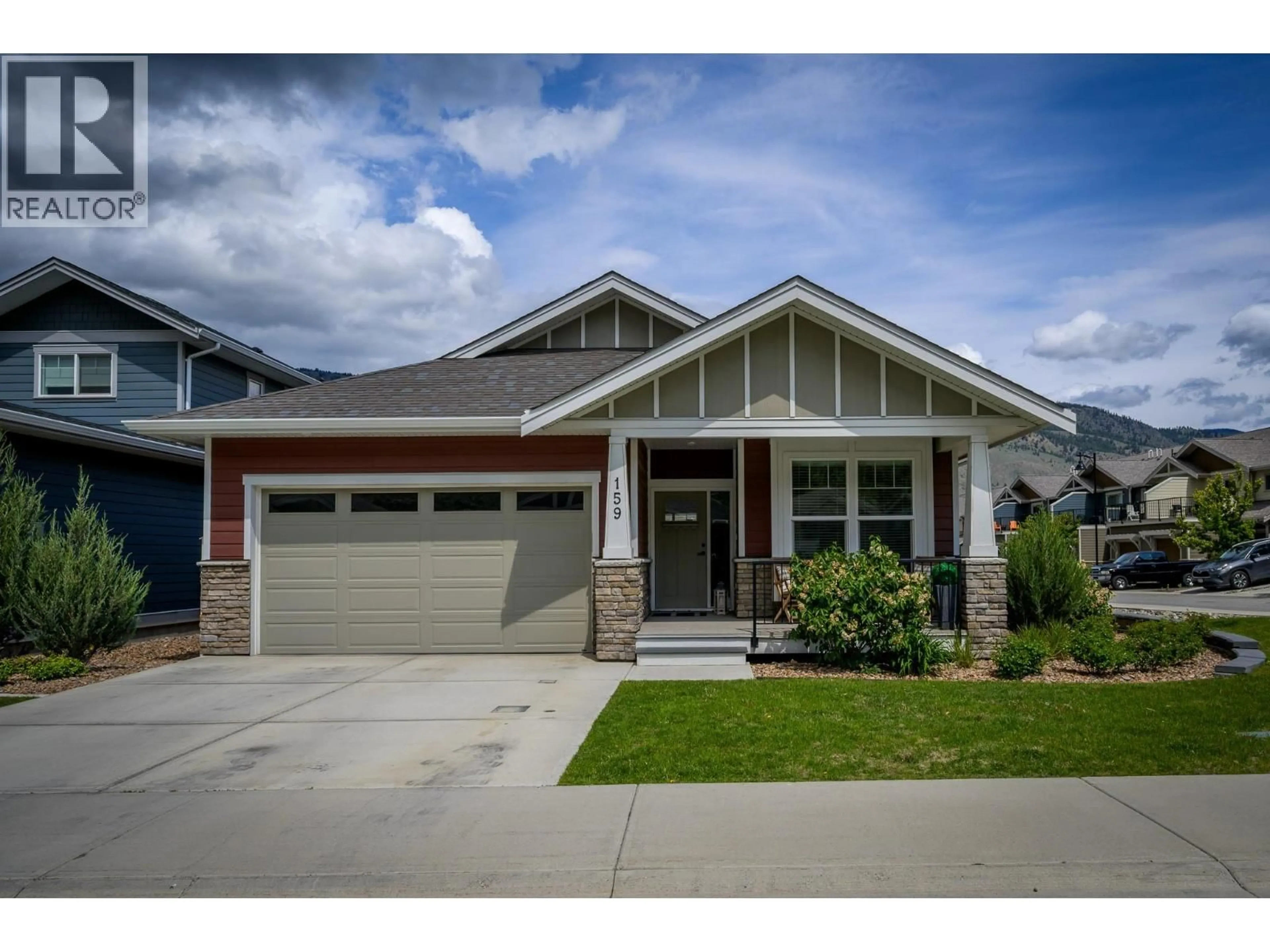 Home with vinyl exterior material, street for 159 - 200 GRAND BOULEVARD, Kamloops British Columbia V2C0H3