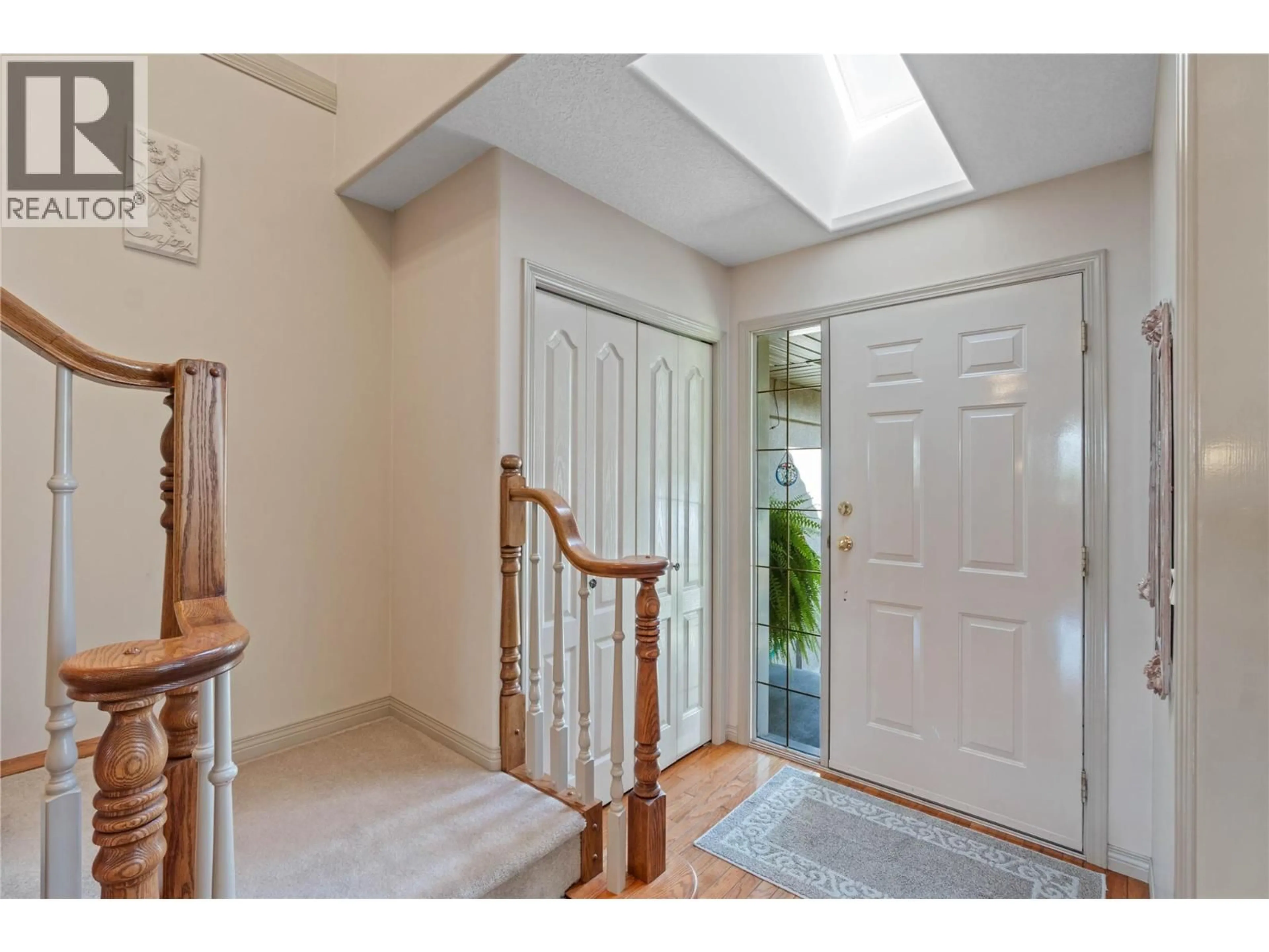 Indoor entryway for 3689 NAVATANEE DRIVE, Kamloops British Columbia V2H1S1