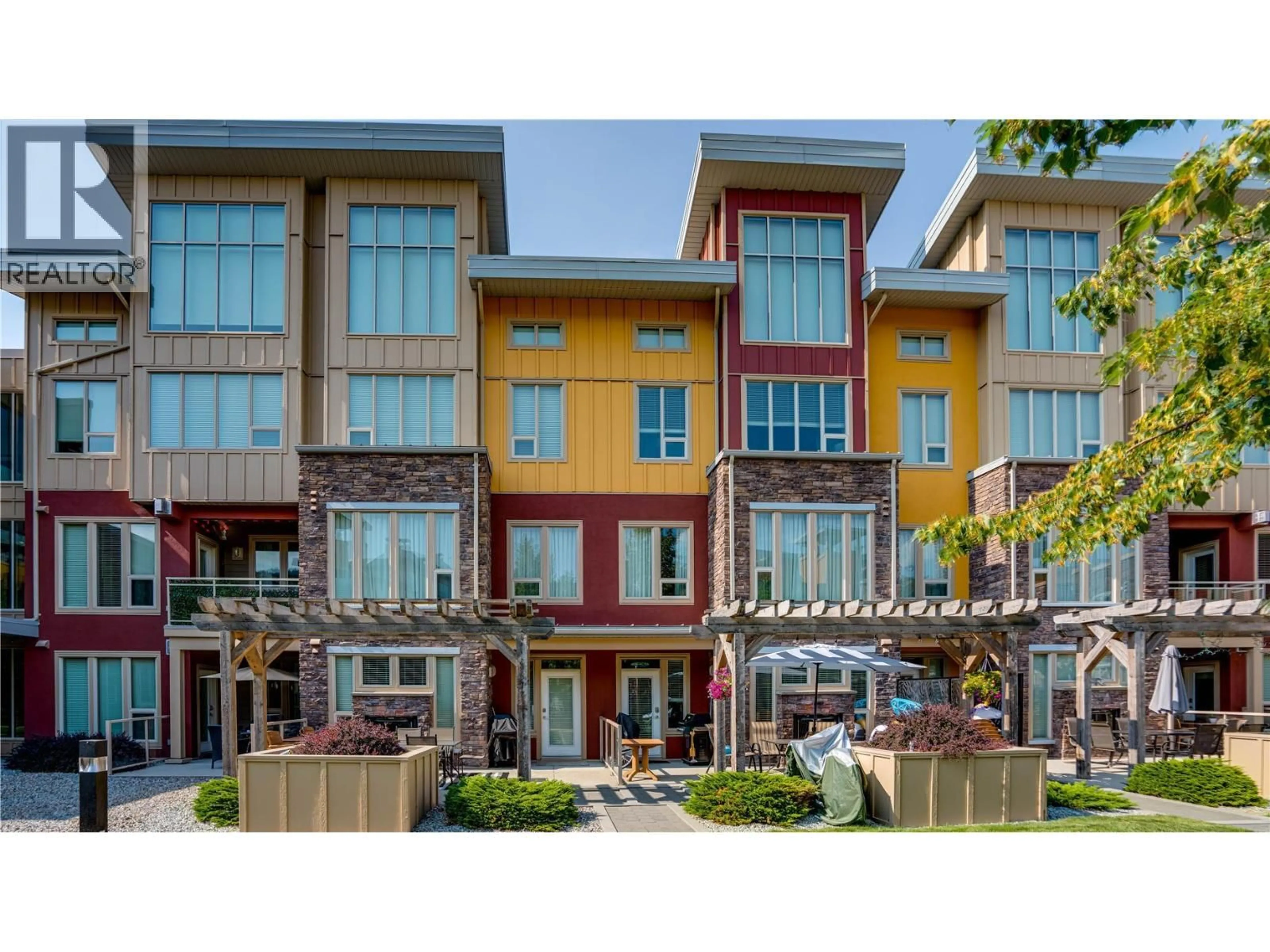 Patio, street for 1124 - 7343 OKANAGAN LANDING ROAD, Vernon British Columbia V1H2J6