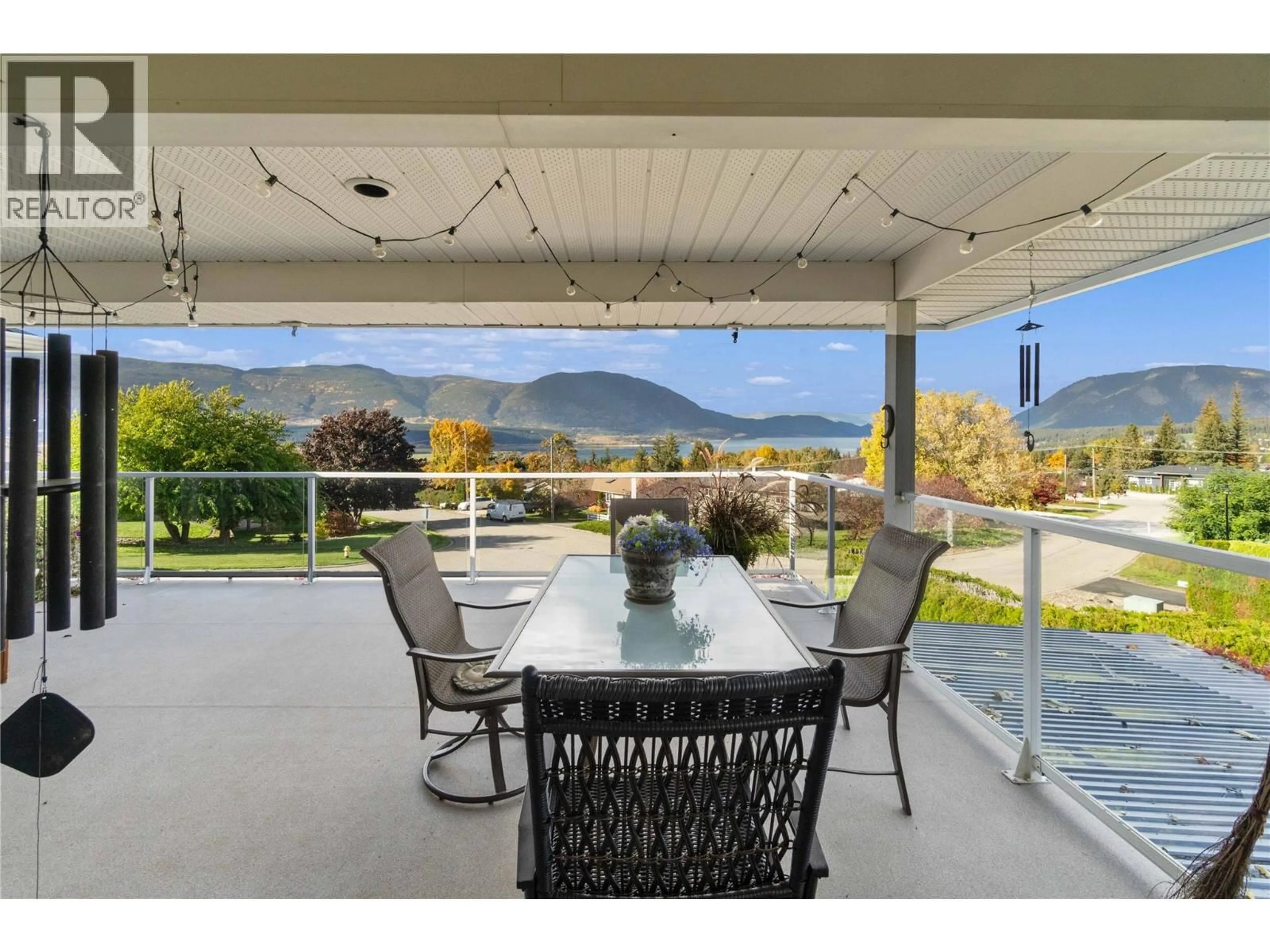 Patio, mountain view for 2270 3 AVENUE SOUTHEAST, Salmon Arm British Columbia V1E1K1