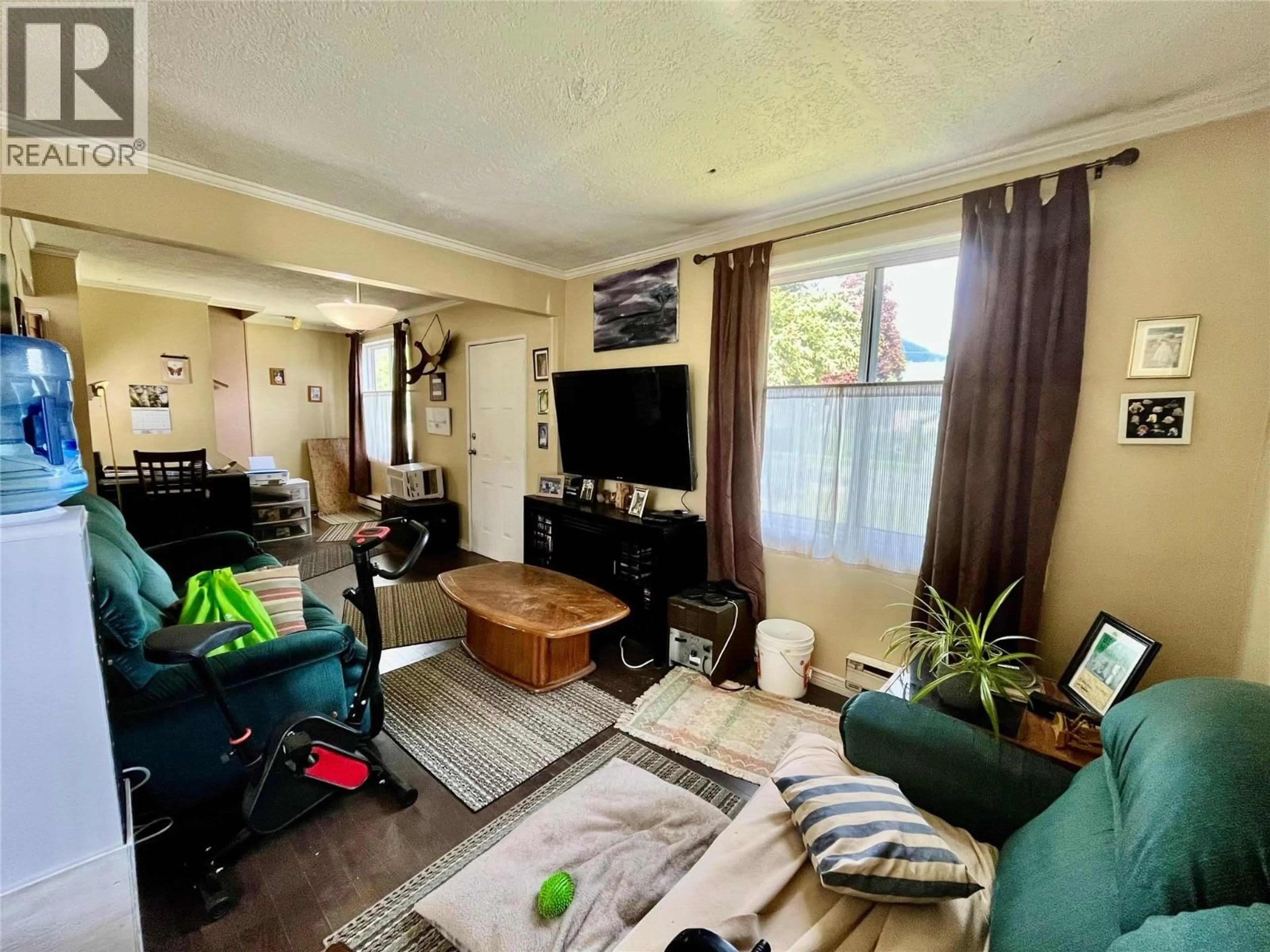 A pic of a room for 302 6TH AVENUE NORTHWEST, Nakusp British Columbia V0G1R0