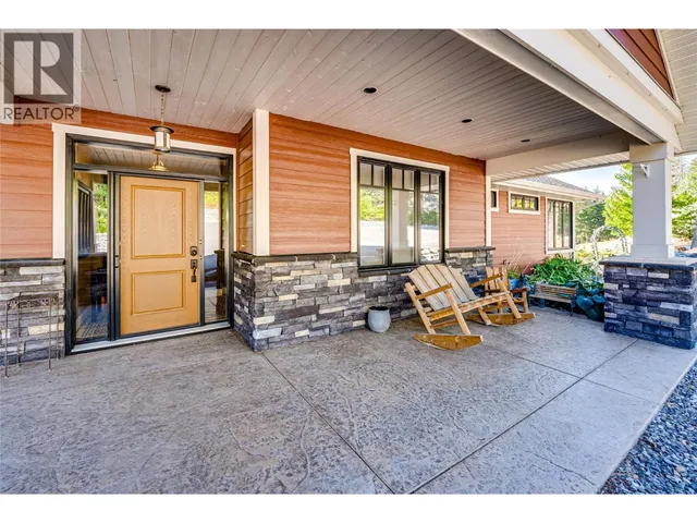 6054 LYNX DRIVE, Vernon 3