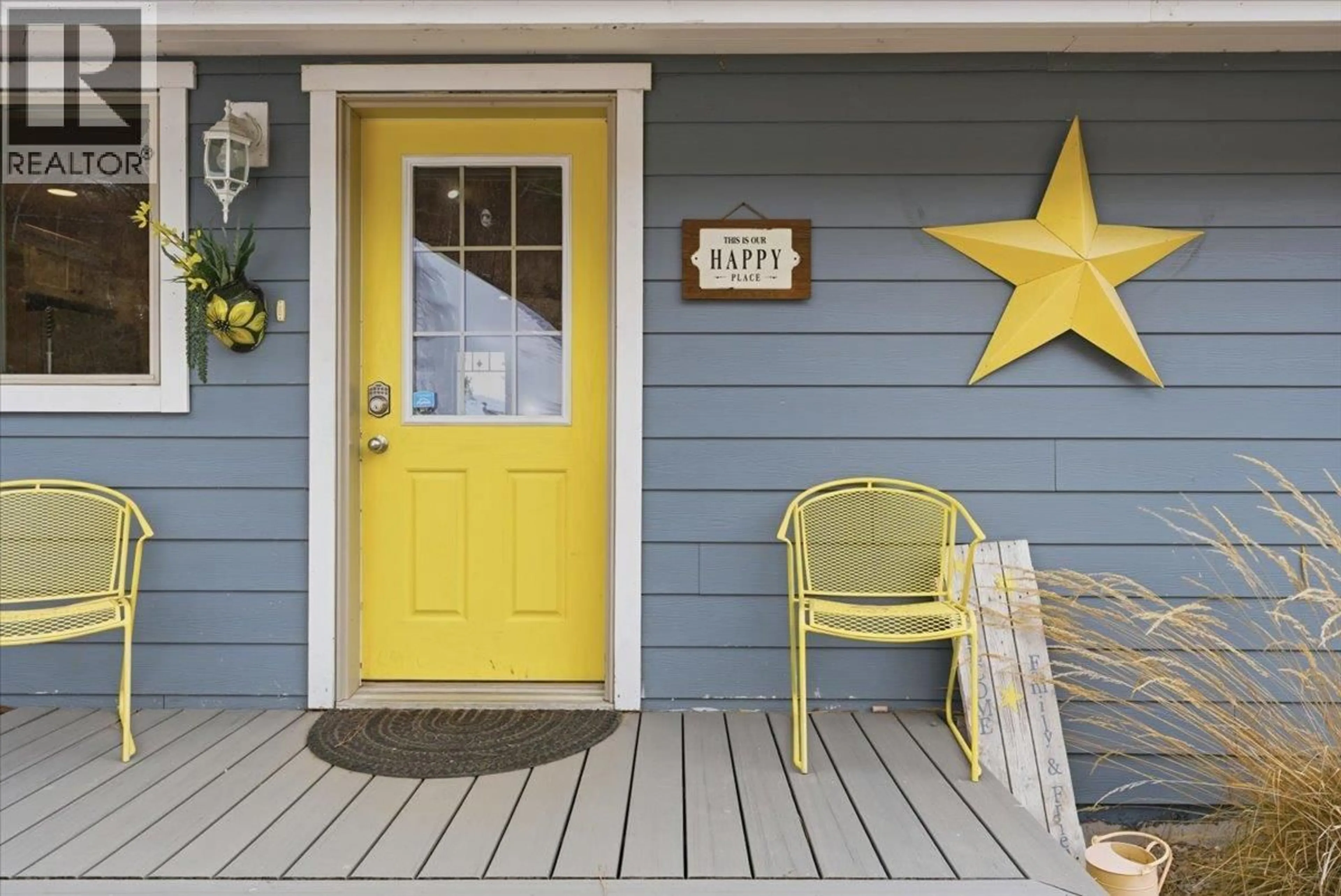 Indoor entryway for 309 KILLARNEY WAY, Vernon British Columbia V1H2C5
