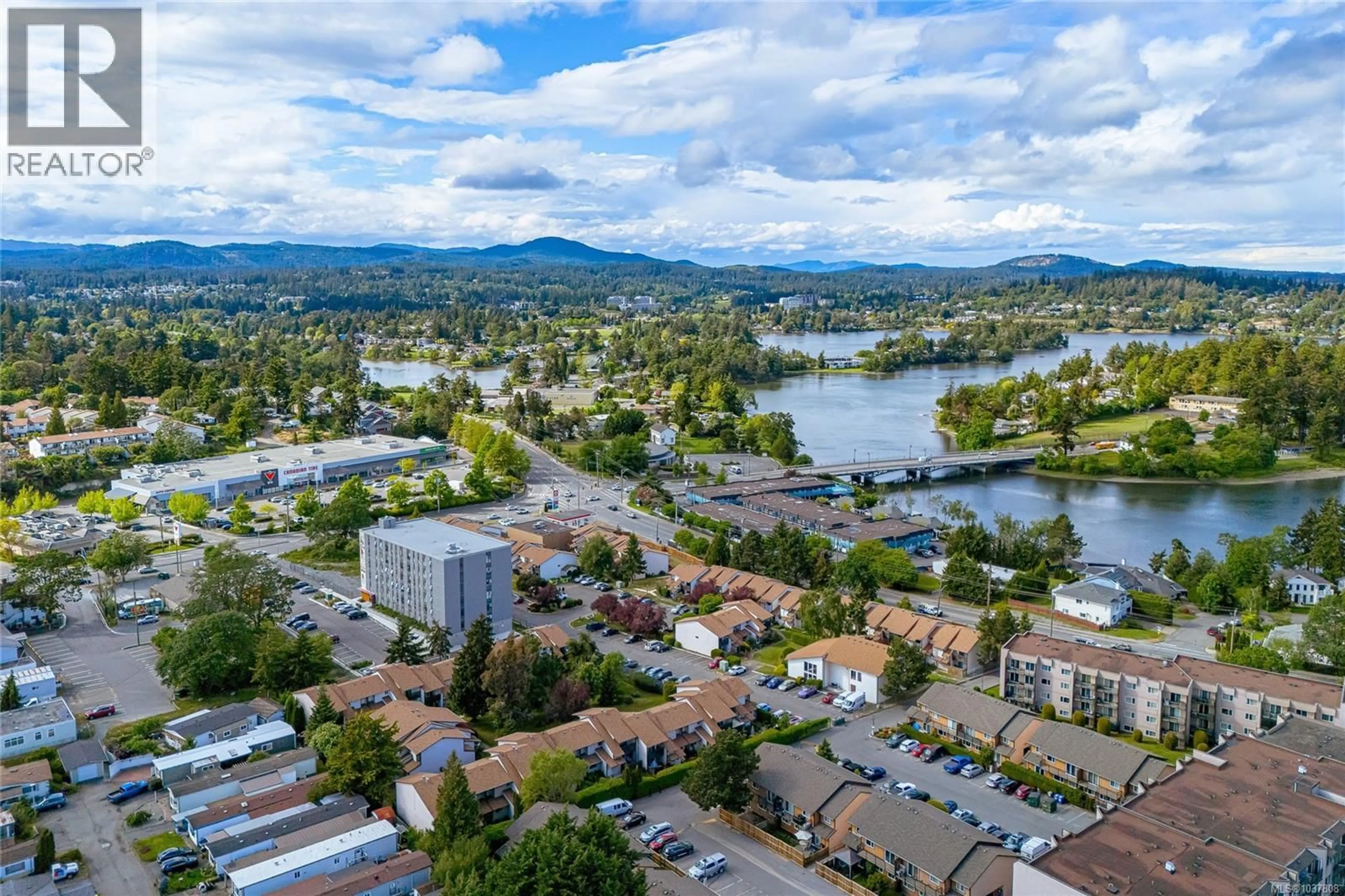 A pic from outside/outdoor area/front of a property/back of a property/a pic from drone, water/lake/river/ocean view for 24 - 1506 ADMIRALS ROAD, View Royal British Columbia V9A7B1