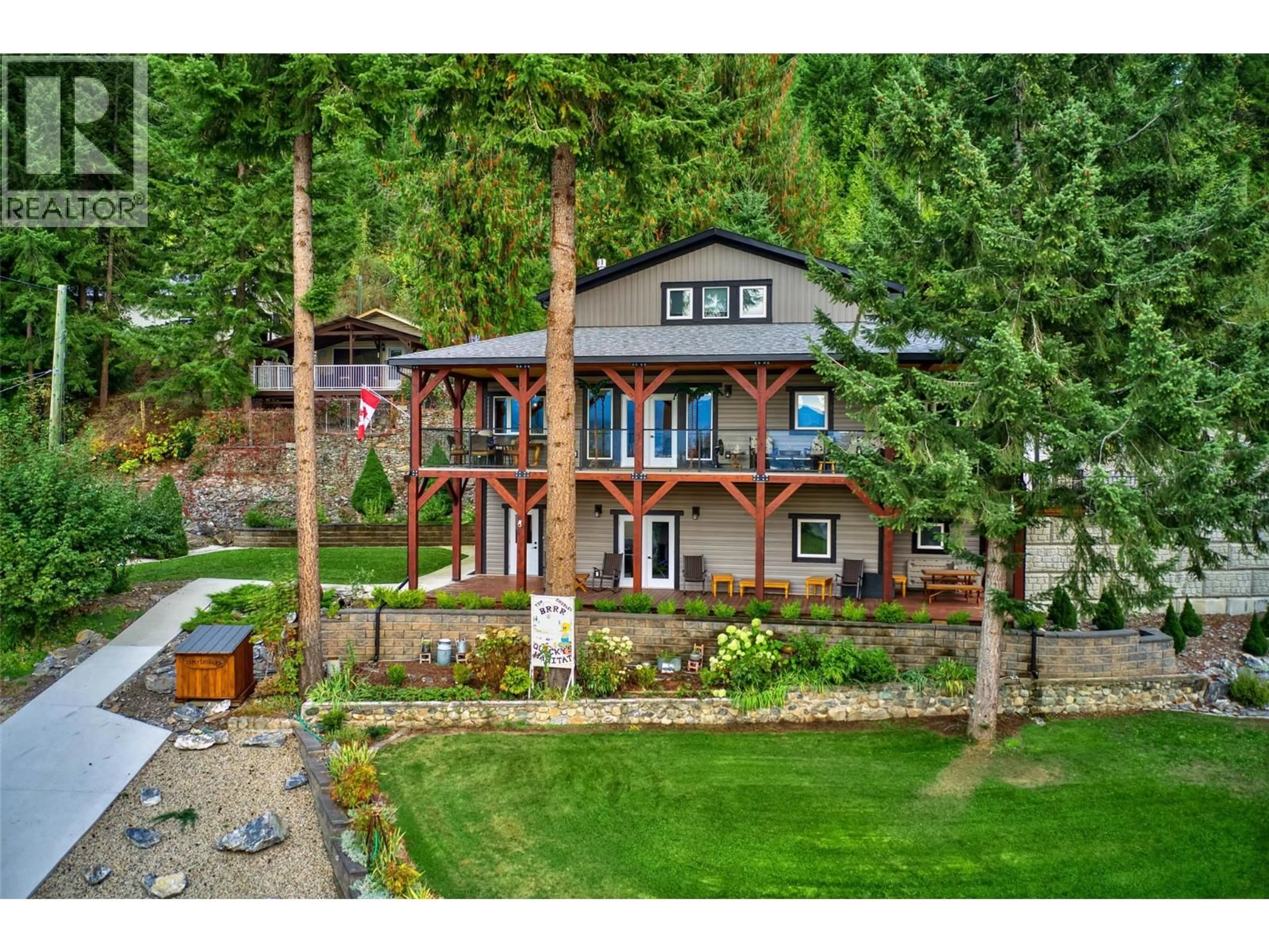 A pic from outside/outdoor area/front of a property/back of a property/a pic from drone, water/lake/river/ocean view for 2770 PERRIS ROAD, Blind Bay British Columbia V0E1H1