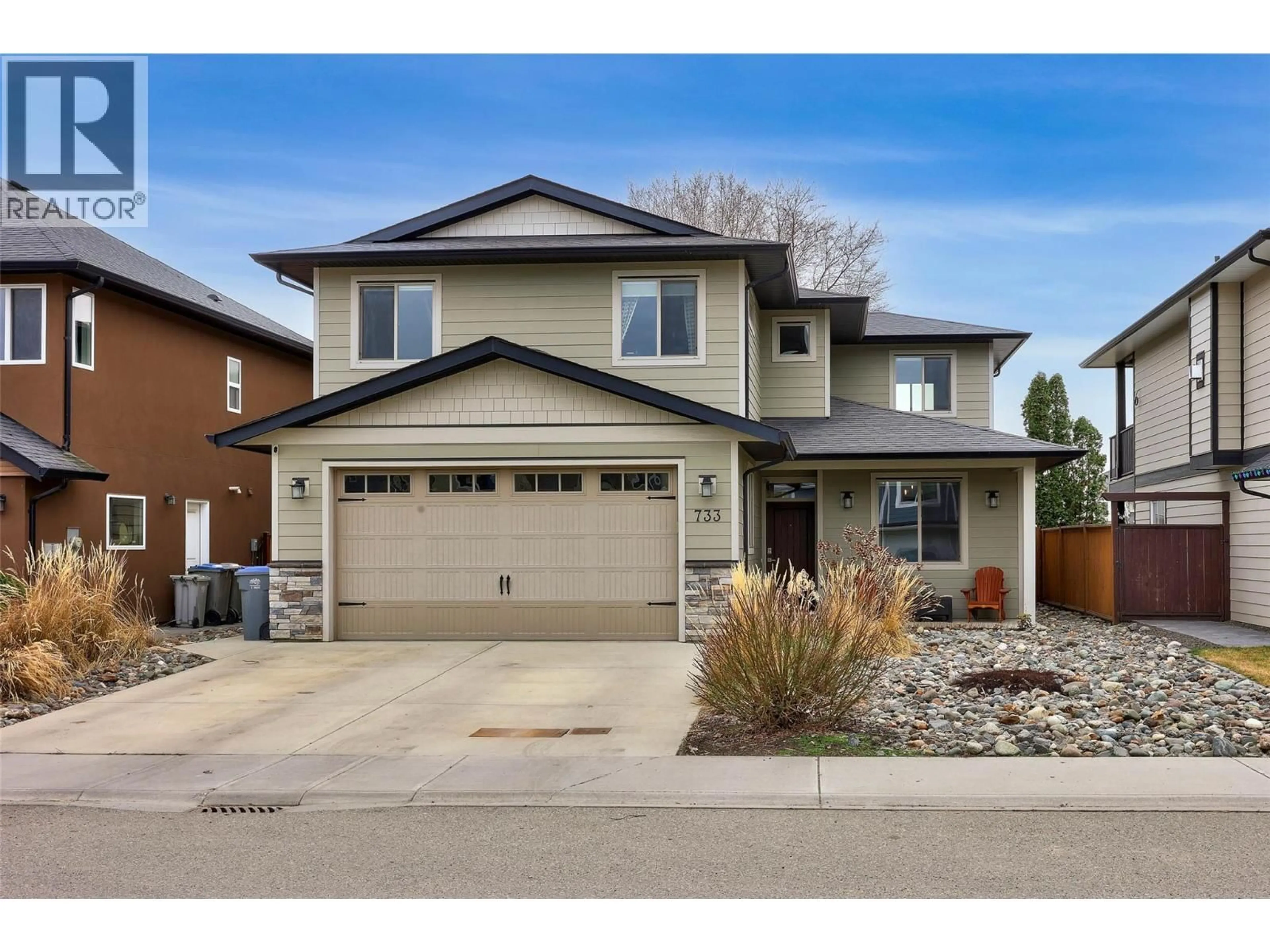 Home with brick exterior material, street for 733 HAYWARD PLACE, Kamloops British Columbia V2B0G1