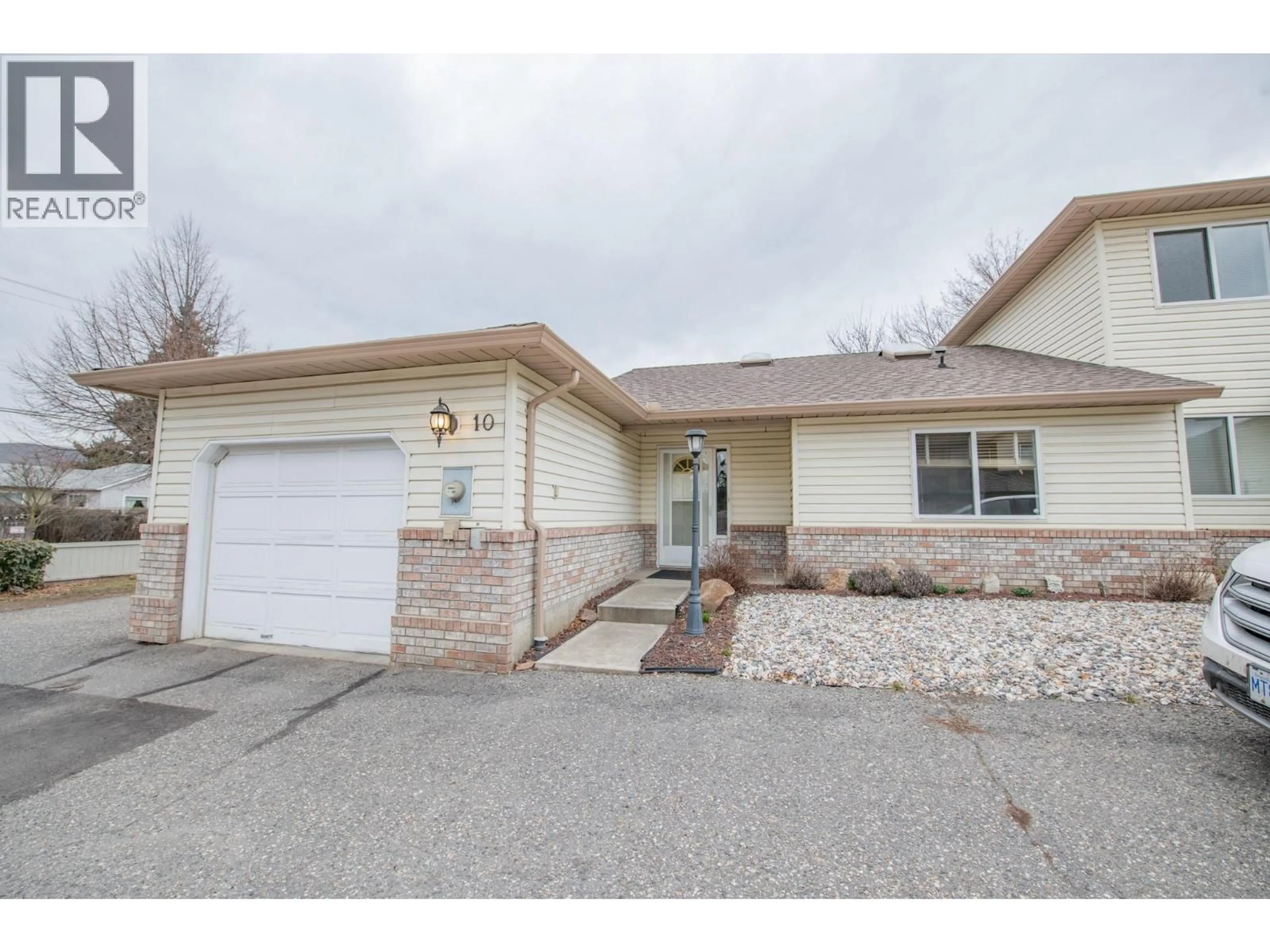 Unknown for 10 - 4409 20 STREET, Vernon British Columbia V1T4E4