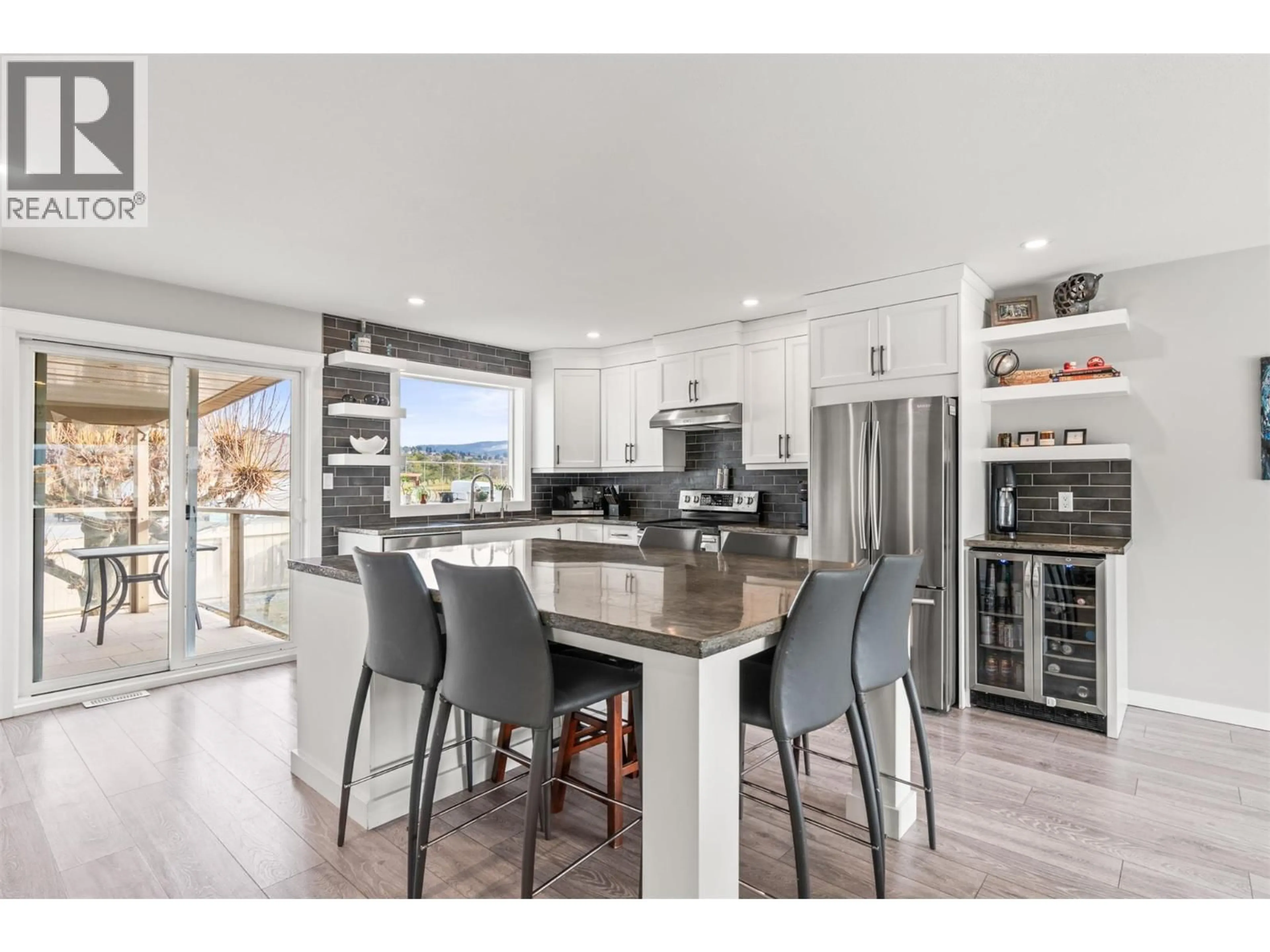 Open concept kitchen, unknown for 1413 12TH STREET, Vernon British Columbia V1T2S6