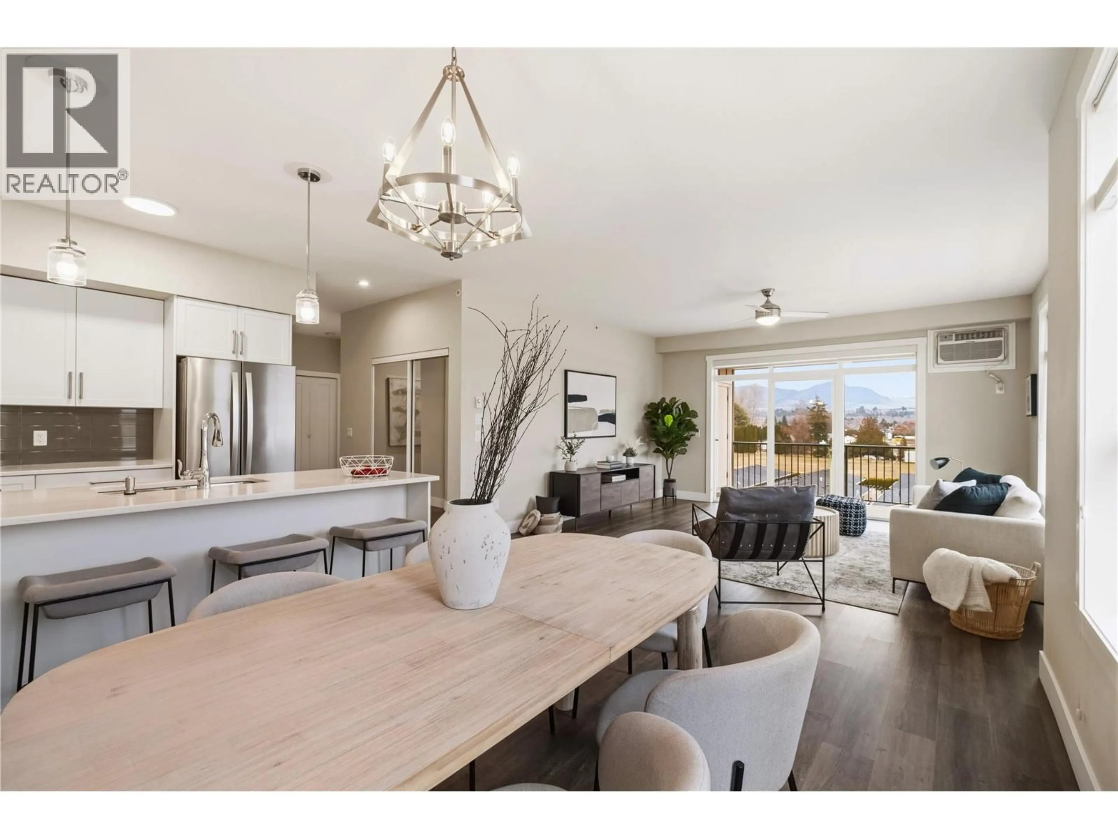 Open concept kitchen, unknown for 313 - 3090 BURTCH ROAD, Kelowna British Columbia V1W5G9