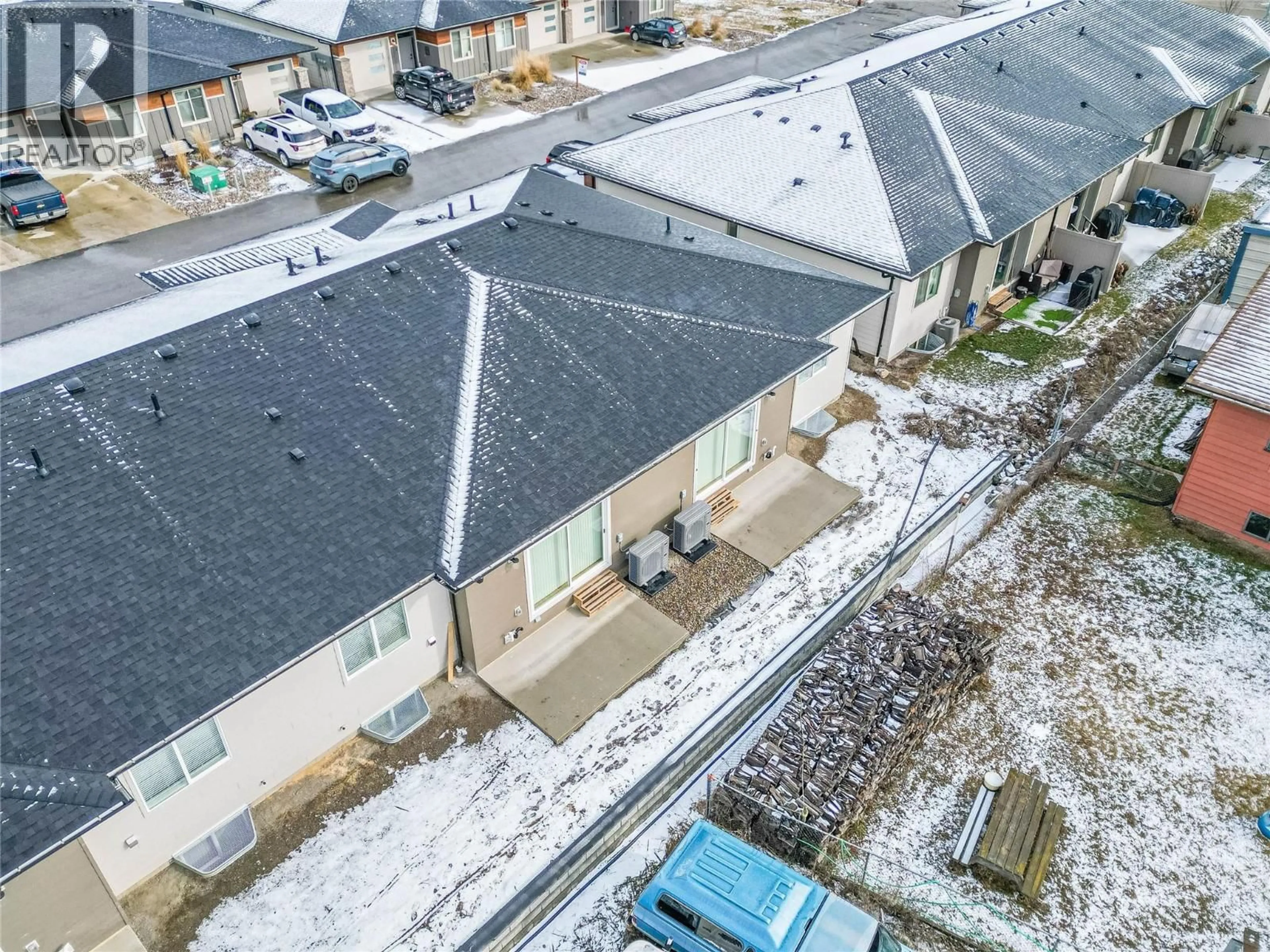 A pic from outside/outdoor area/front of a property/back of a property/a pic from drone, unknown for 12 - 220 SHEPHERD ROAD, Chase British Columbia V0E1M1