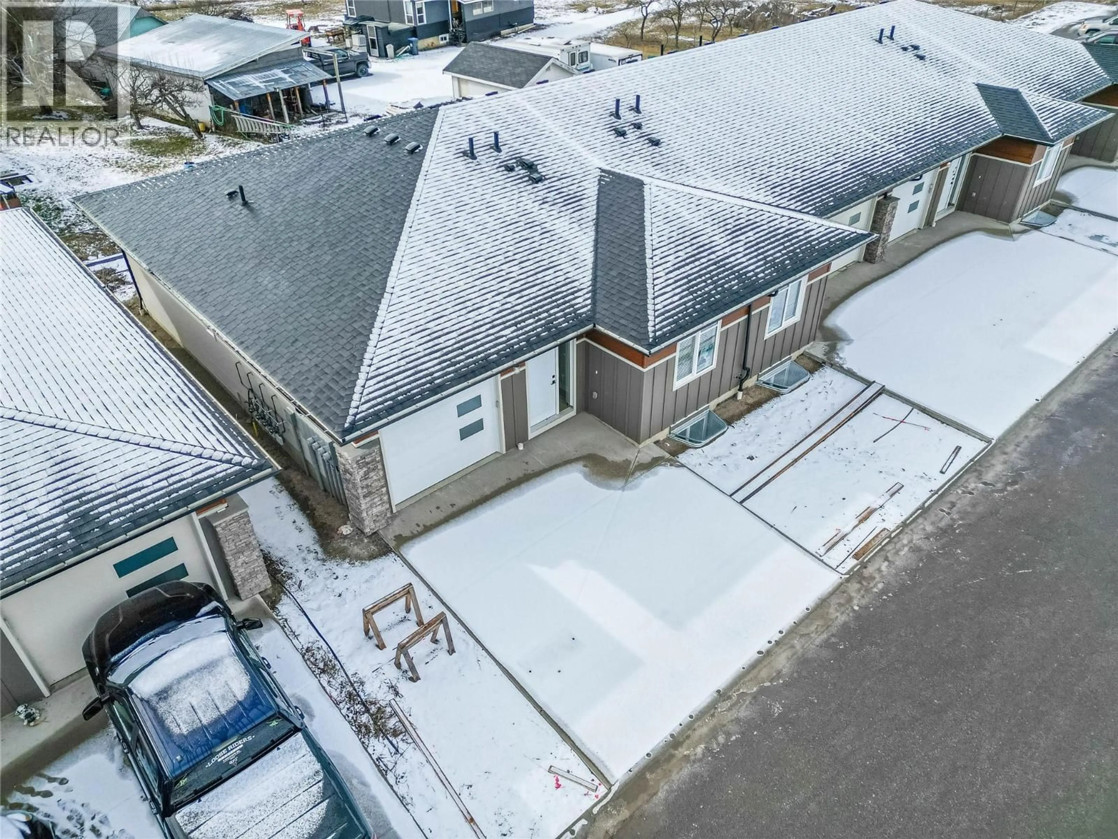 A pic from outside/outdoor area/front of a property/back of a property/a pic from drone, building for 14 - 220 SHEPHERD ROAD, Chase British Columbia V0E1M1
