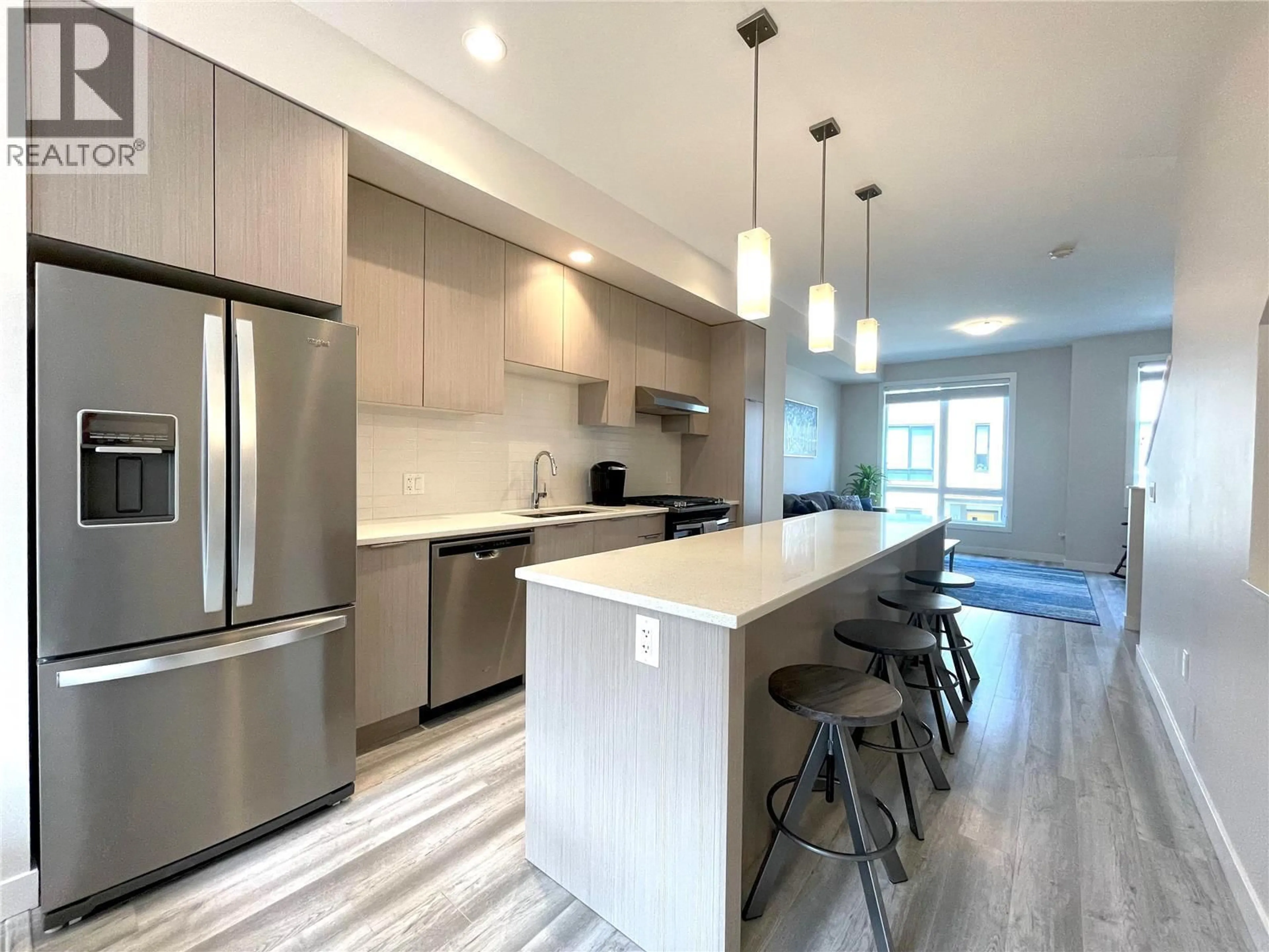 Open concept kitchen, unknown for 62 - 170 CELANO CRESCENT, Kelowna British Columbia V1V0B6