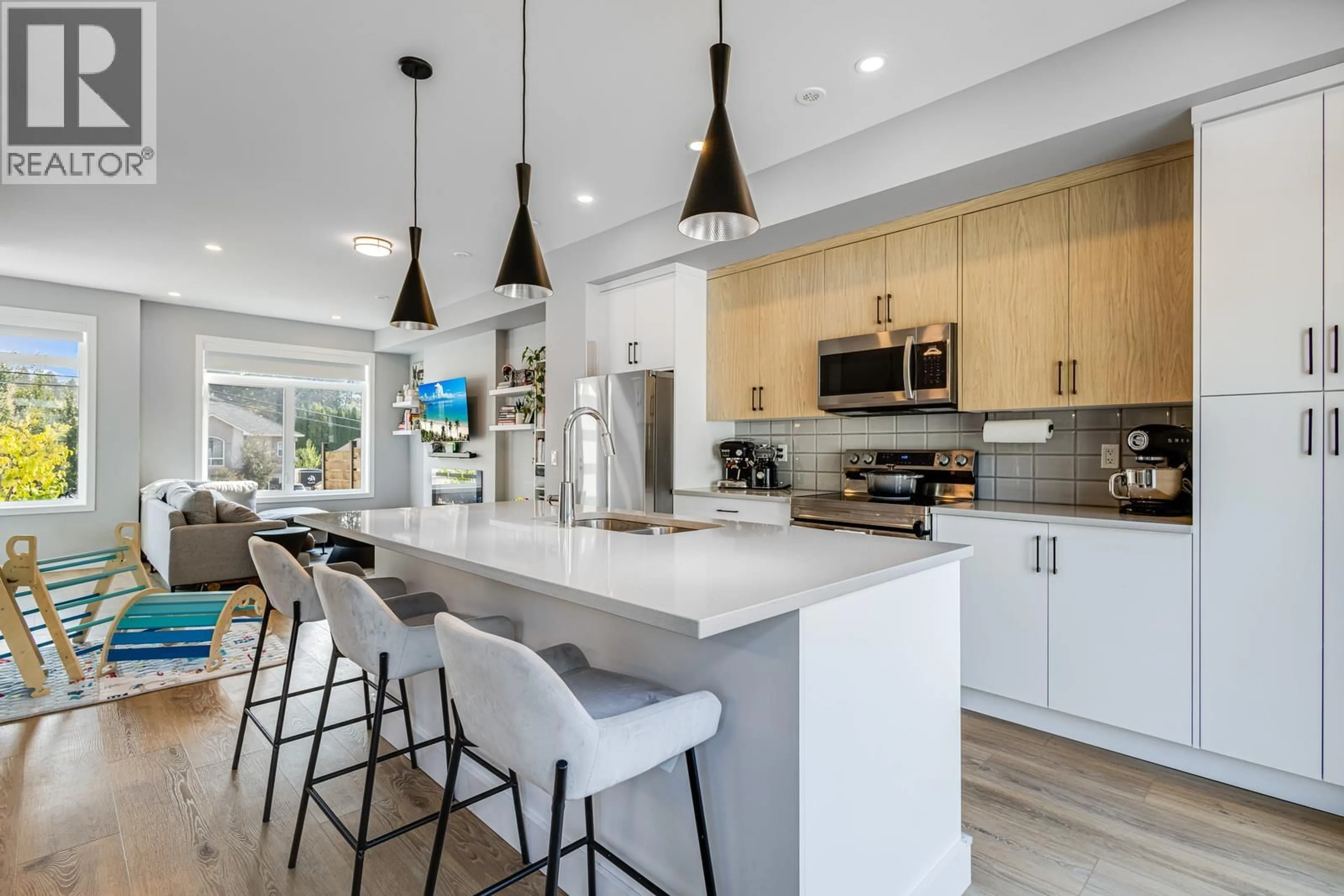 Open concept kitchen, unknown for 101 - 1435 CARA GLEN COURT, Kelowna British Columbia V1V0G1