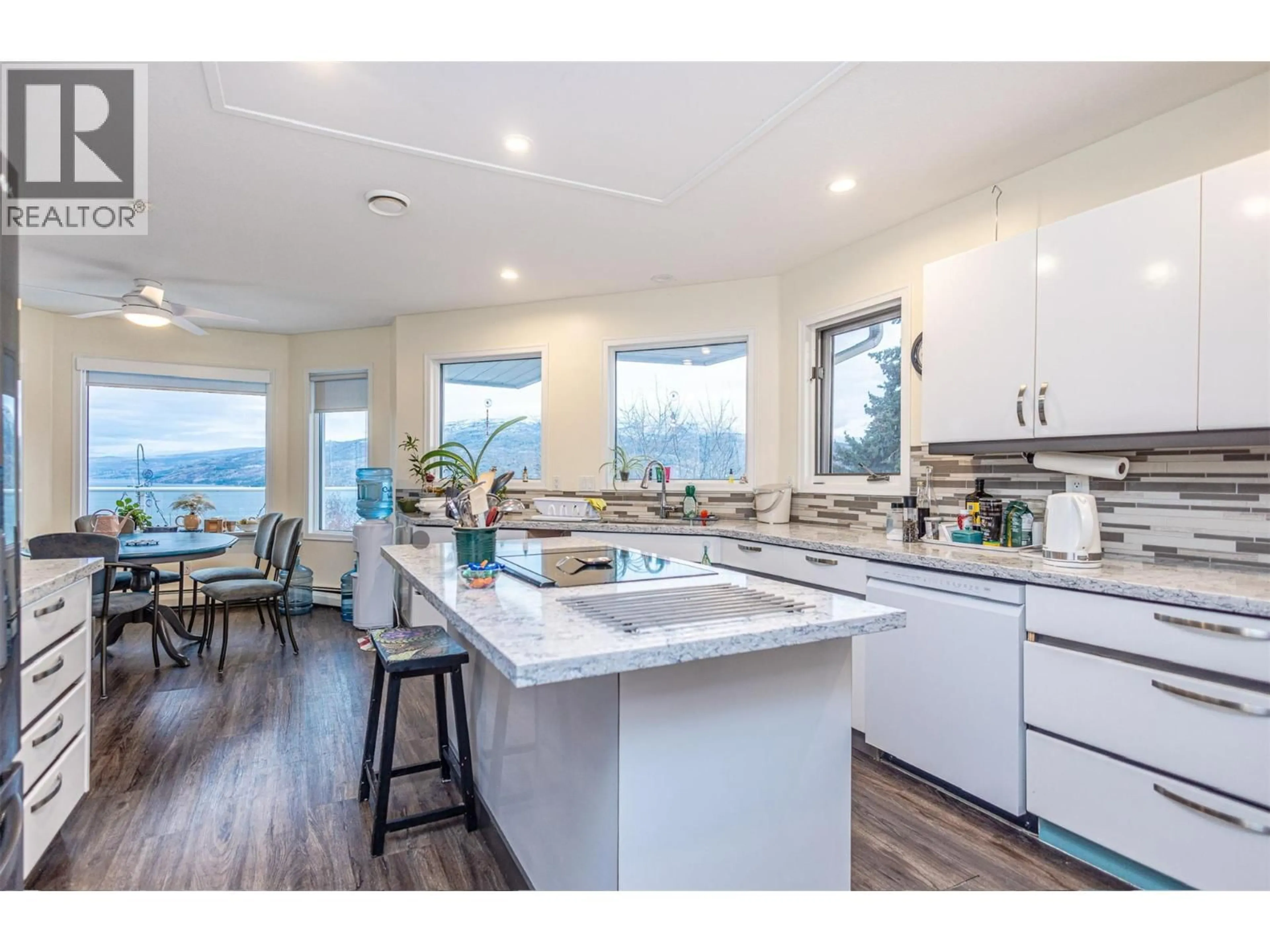 Open concept kitchen, unknown for 6063 BEATRICE ROAD, Peachland British Columbia V0H1X4