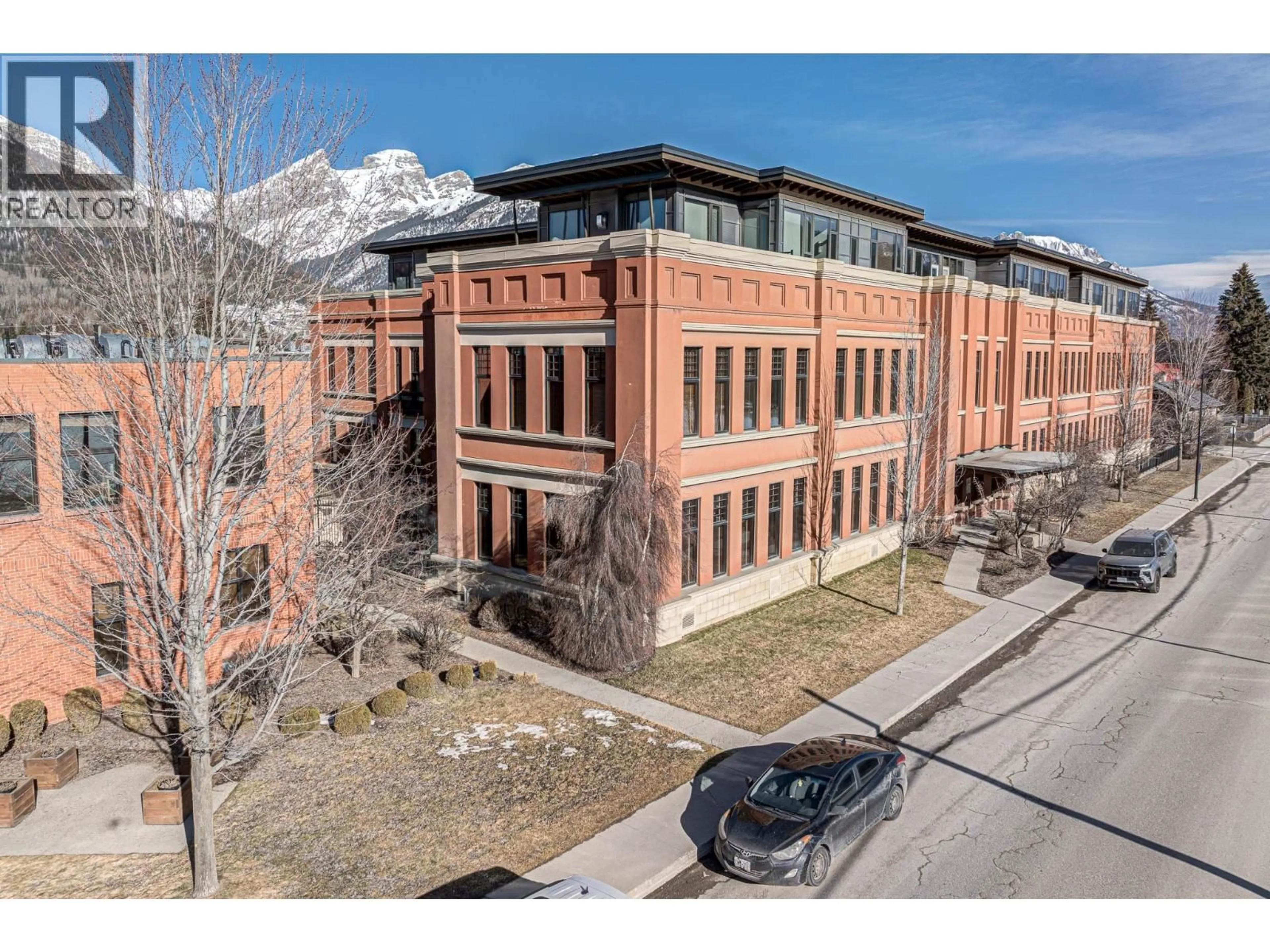 A pic from outside/outdoor area/front of a property/back of a property/a pic from drone, mountain view for 101A - 901 2ND AVENUE, Fernie British Columbia V0B1M0