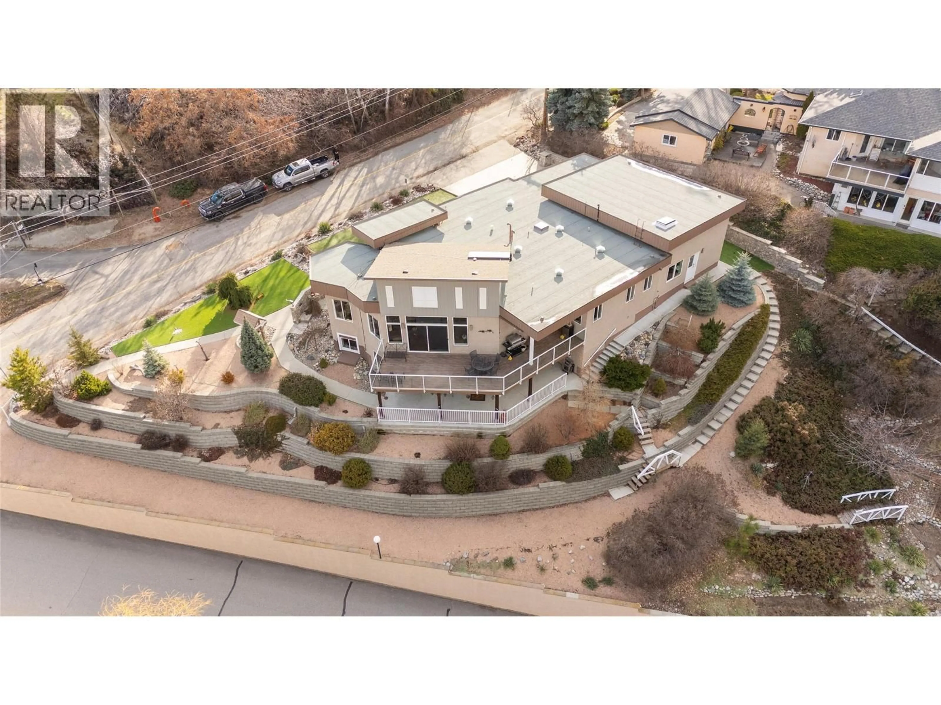 A pic from outside/outdoor area/front of a property/back of a property/a pic from drone, building for 7118 HESPELER ROAD, Summerland British Columbia V0H1Z4