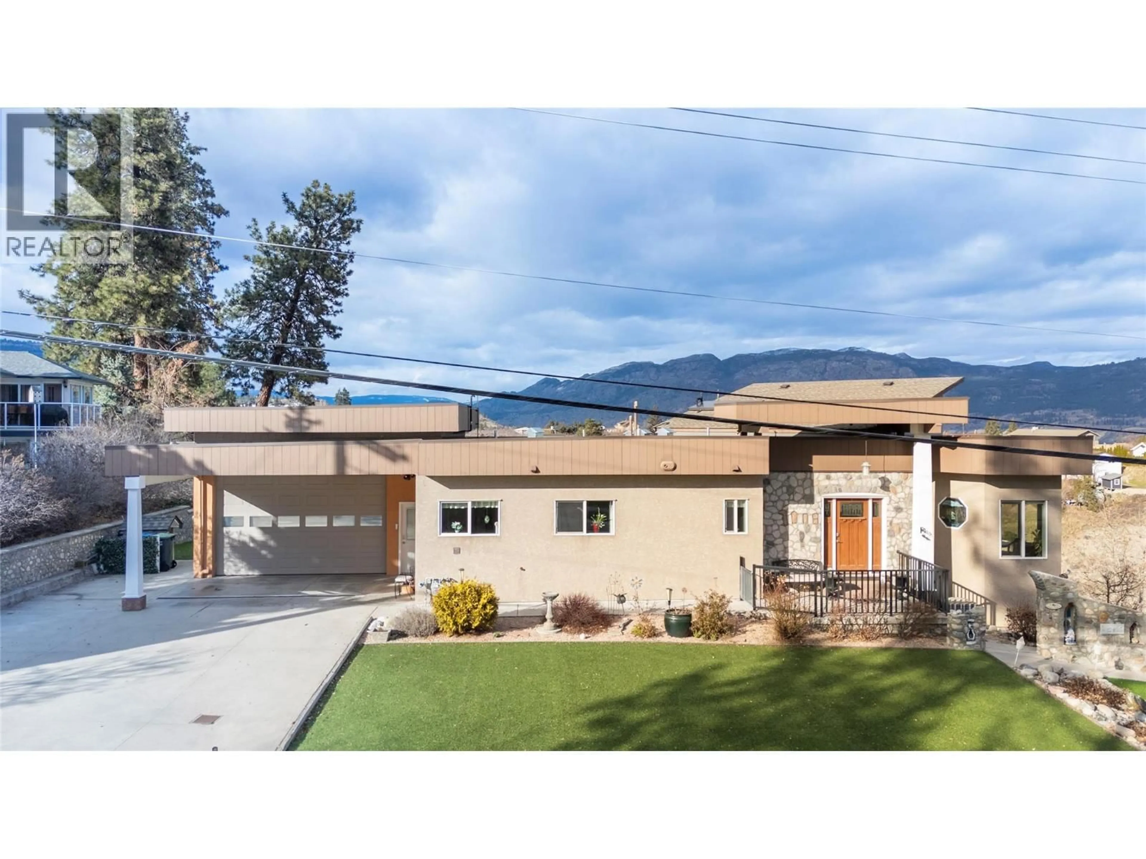 Home with vinyl exterior material, mountain view for 7118 HESPELER ROAD, Summerland British Columbia V0H1Z4