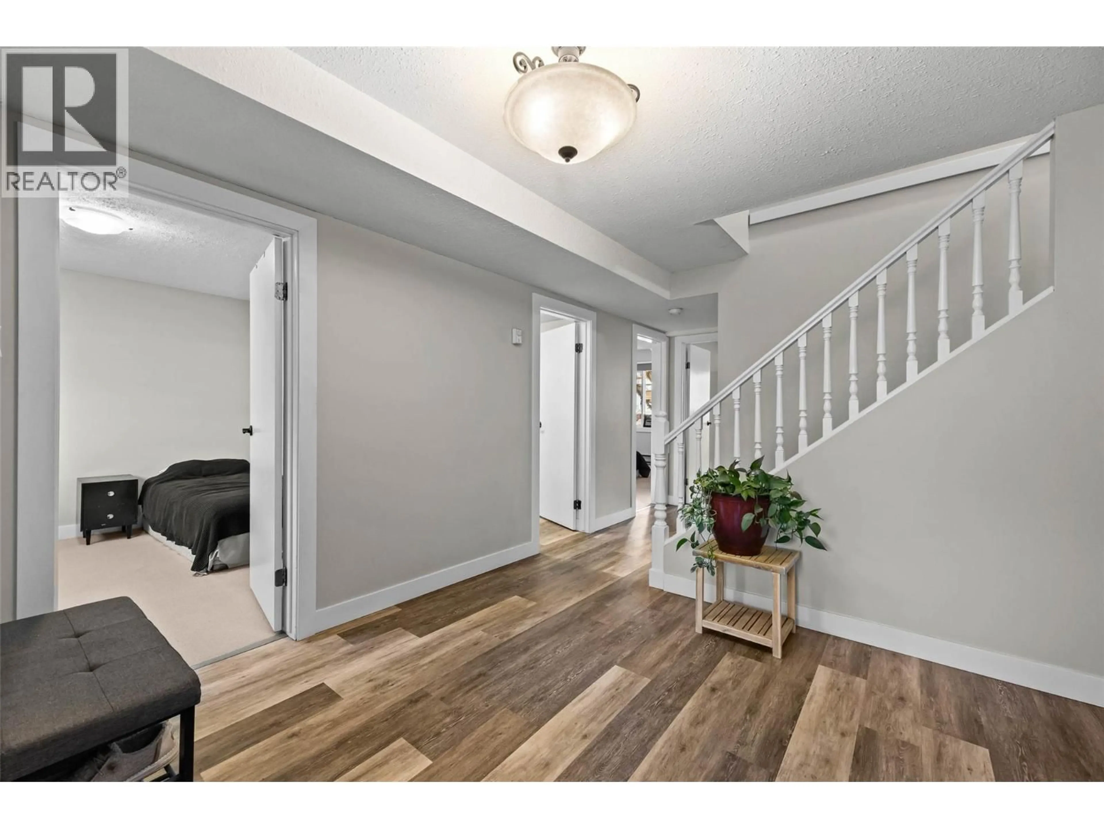 Indoor entryway for 4061 DAVIE ROAD, Kamloops British Columbia V2H1K8