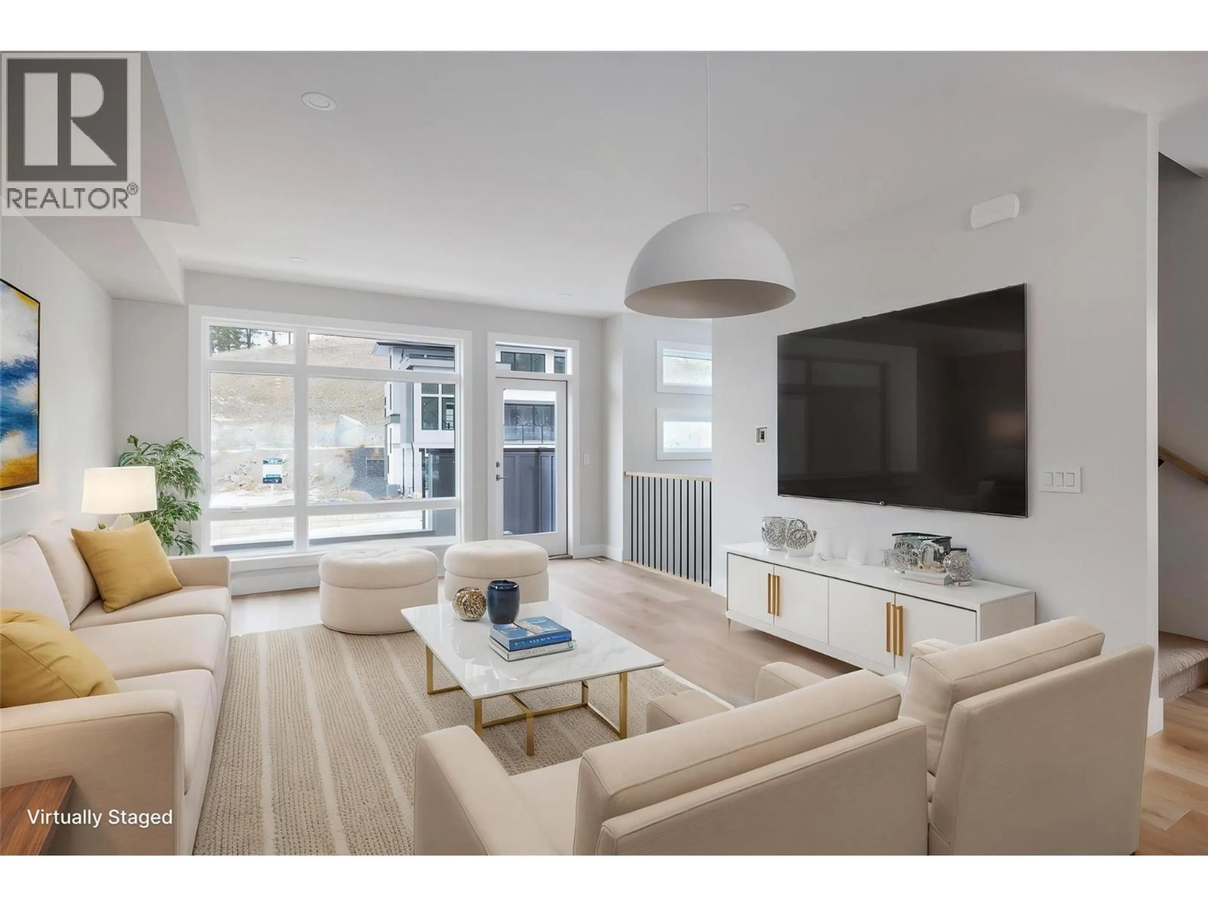 Living room with furniture, unknown for 5 - 3425 HILLTOWN DRIVE, Kelowna British Columbia V1V2B5