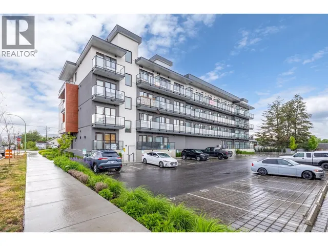 PH9 - 345 DOUGALL ROAD, Kelowna 2