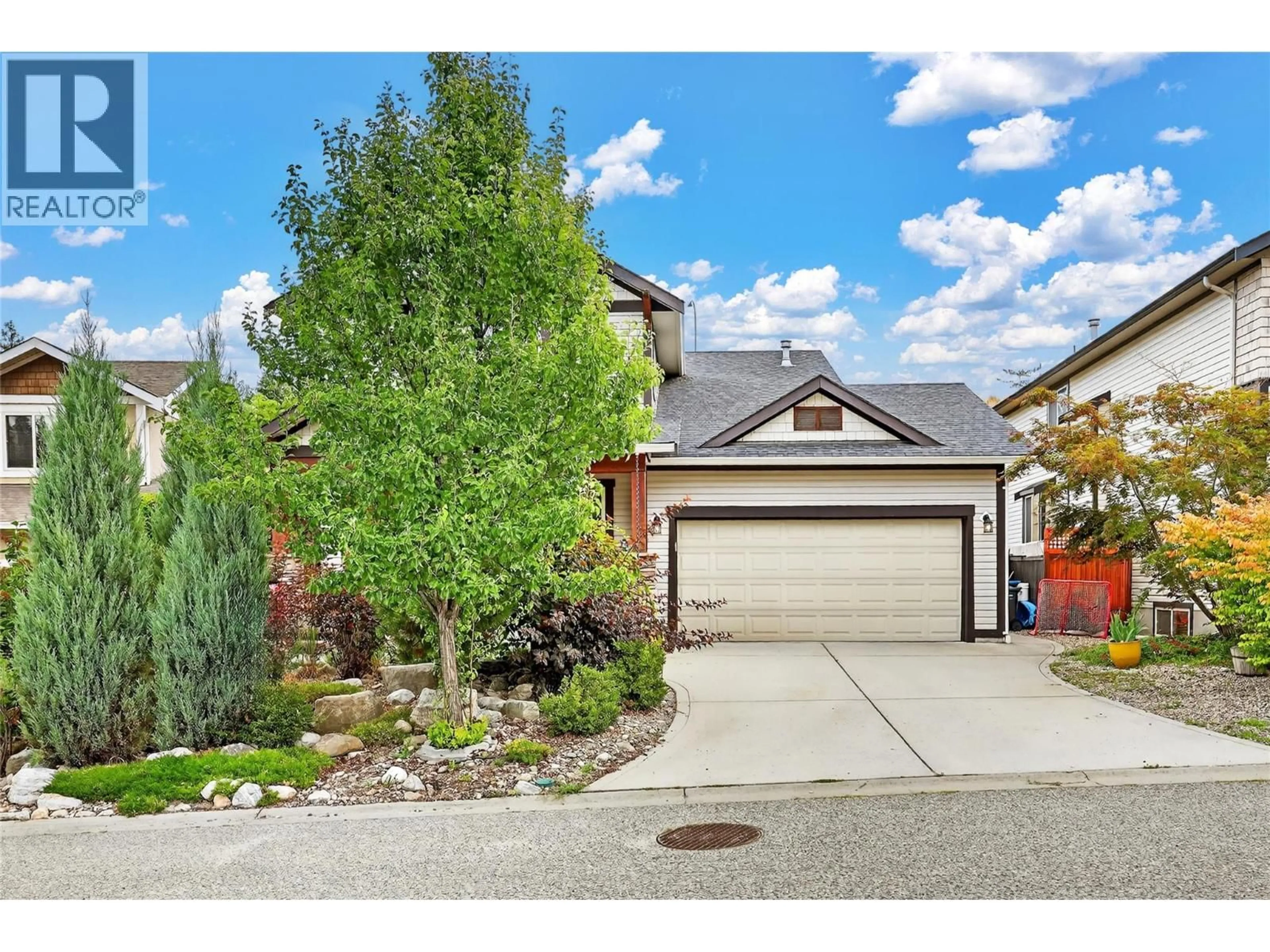 Unknown for 982 PARET CRESCENT, Kelowna British Columbia V1W4X9