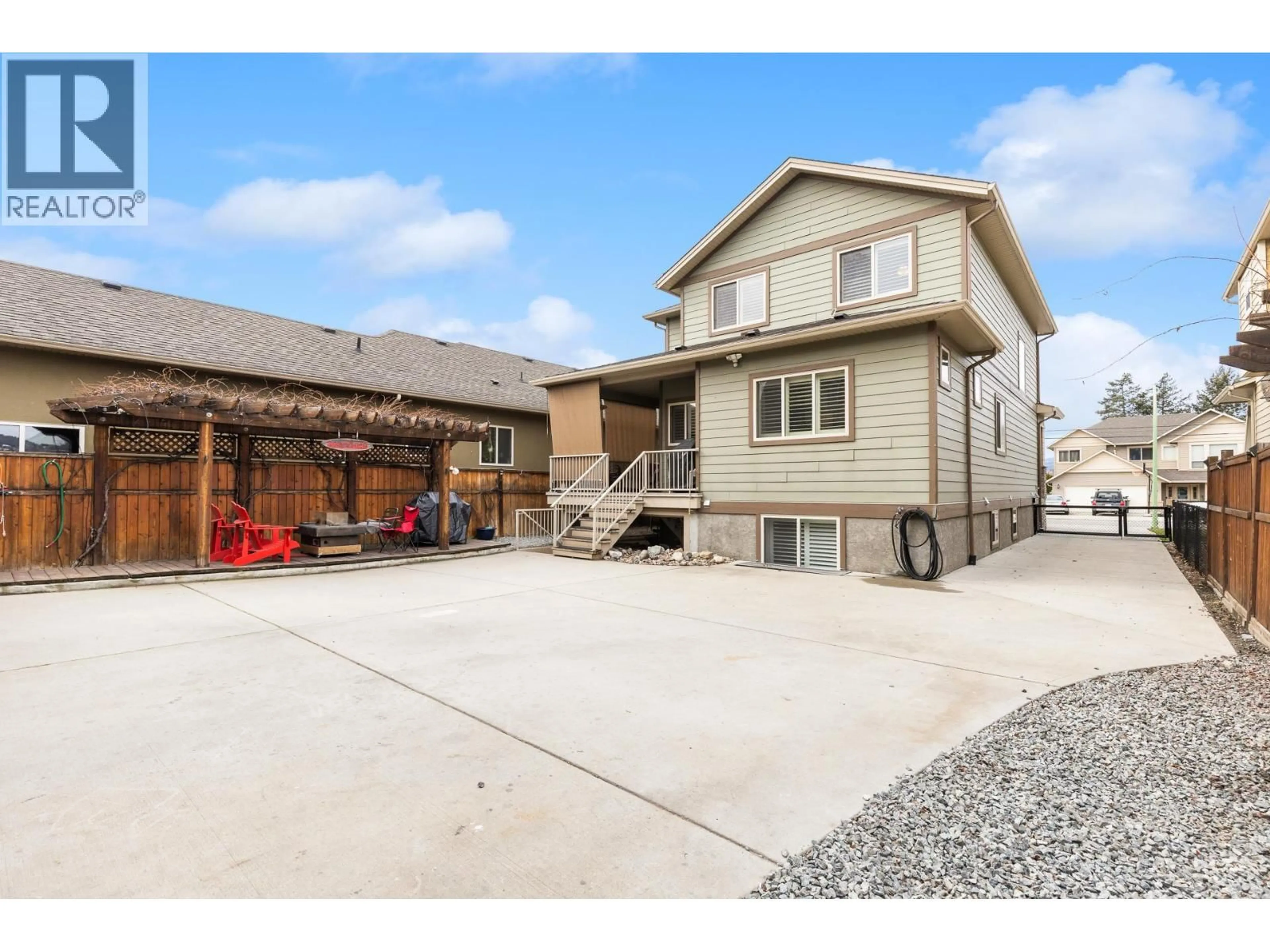 Home with vinyl exterior material, street for 2253 WILKINSON STREET, Kelowna British Columbia V1Y8V7