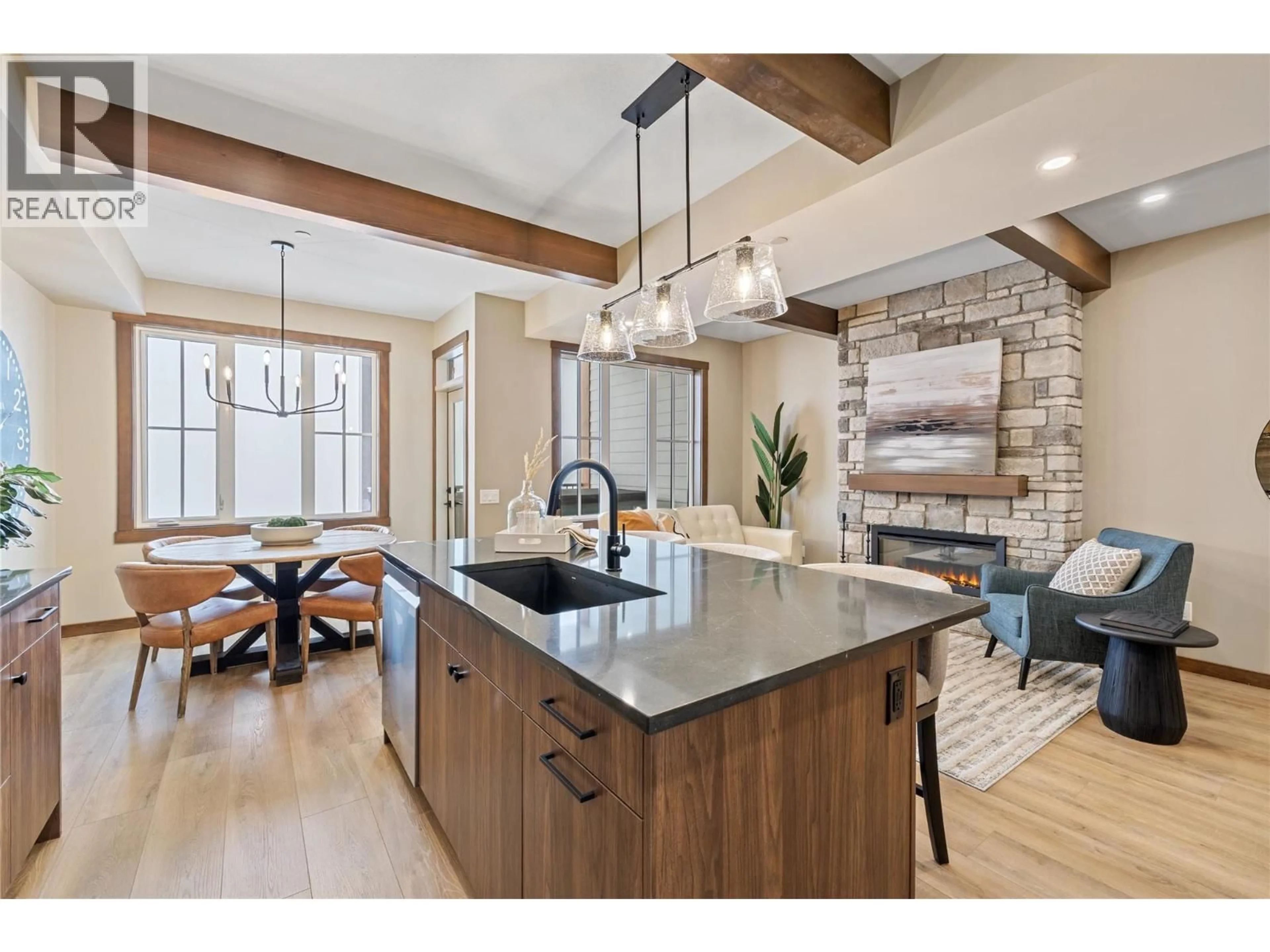 Open concept kitchen, unknown for 88 - 255 FEATHERTOP WAY, Big White British Columbia V1P1T4