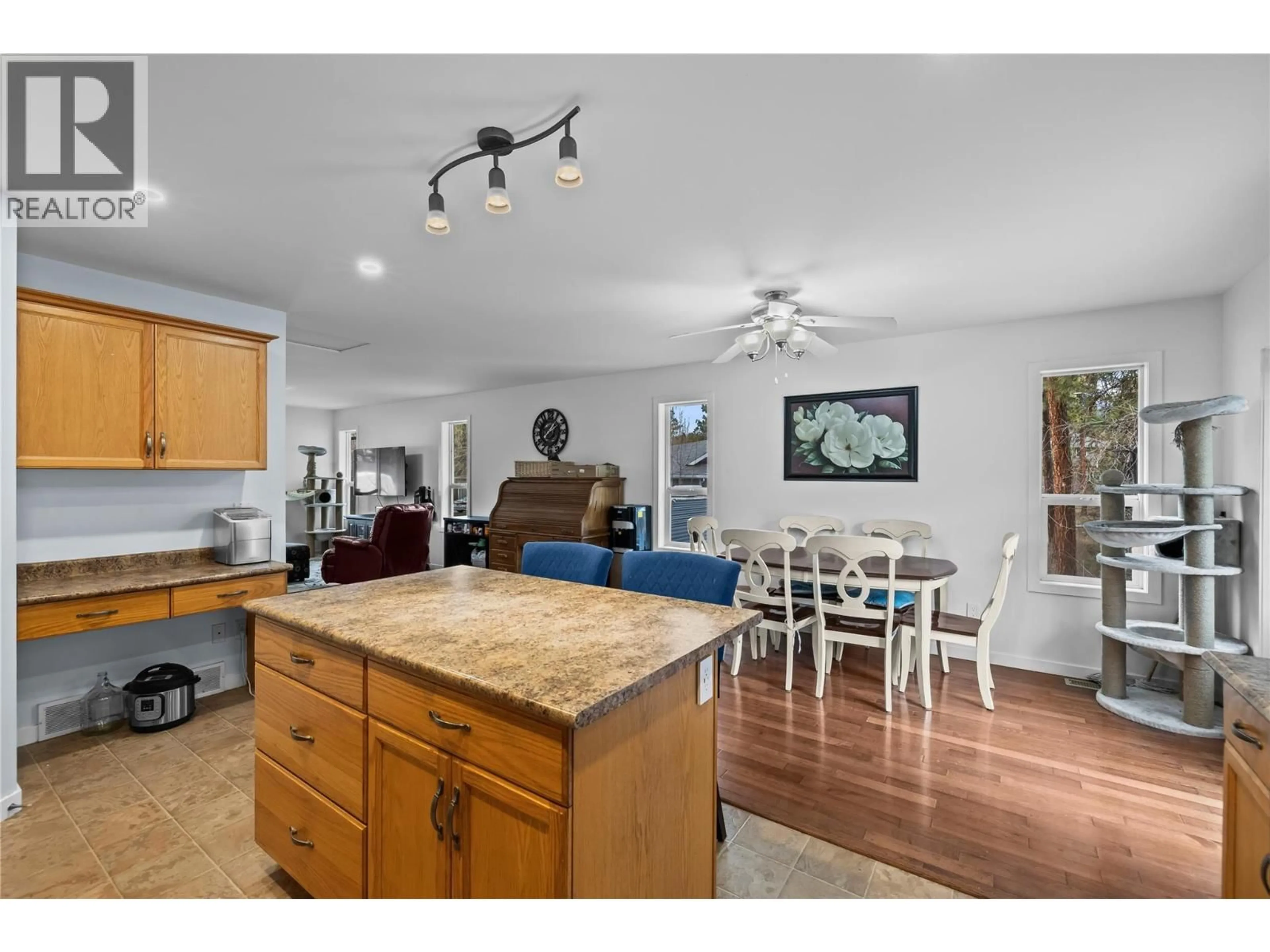 Open concept kitchen, unknown for 2010 PORCUPINE COURT, Westbank British Columbia V4T2H5