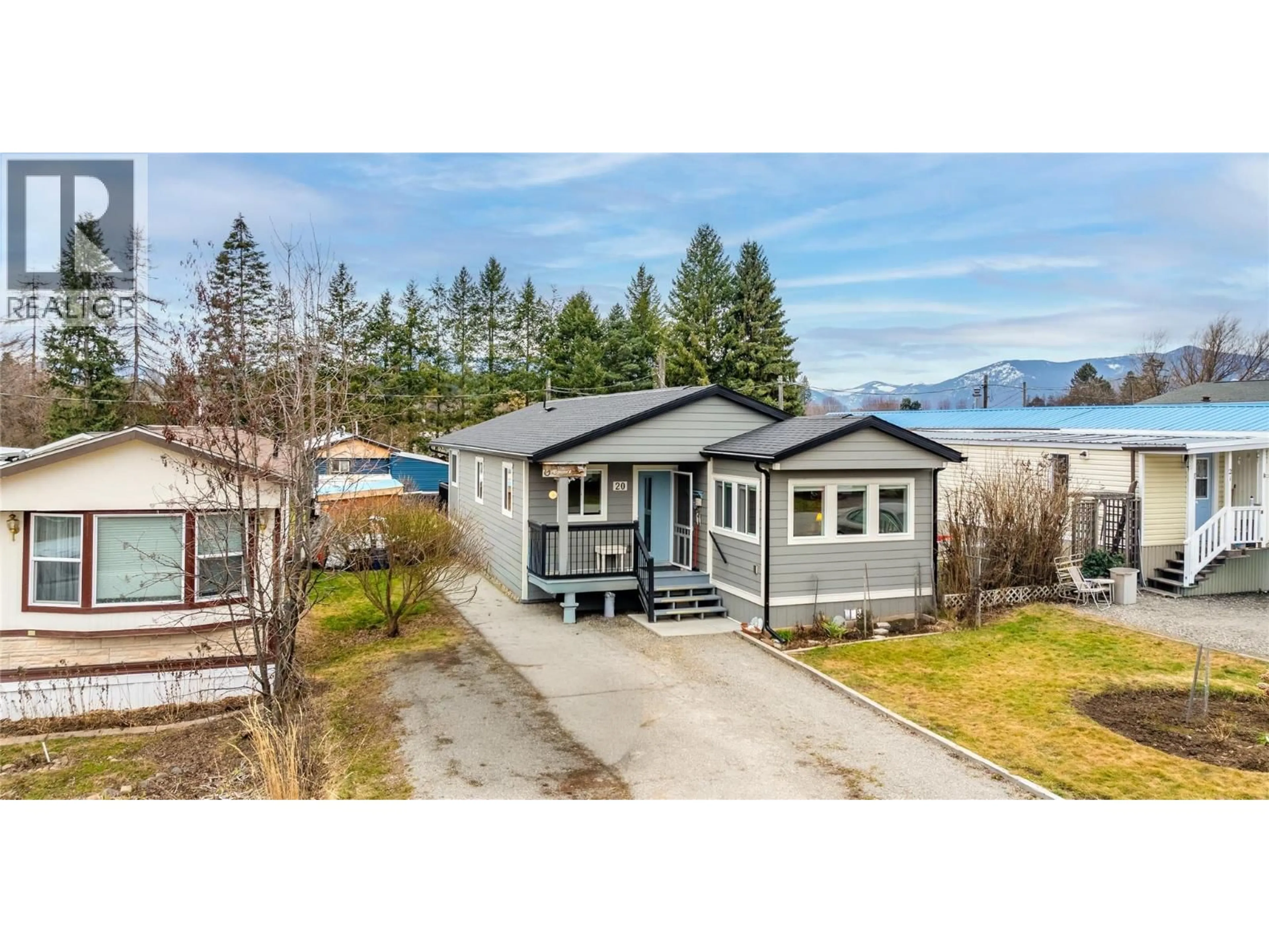 A pic from outside/outdoor area/front of a property/back of a property/a pic from drone, mountain view for 20 - 3510 ERICKSON ROAD, Erickson British Columbia V0B1G9