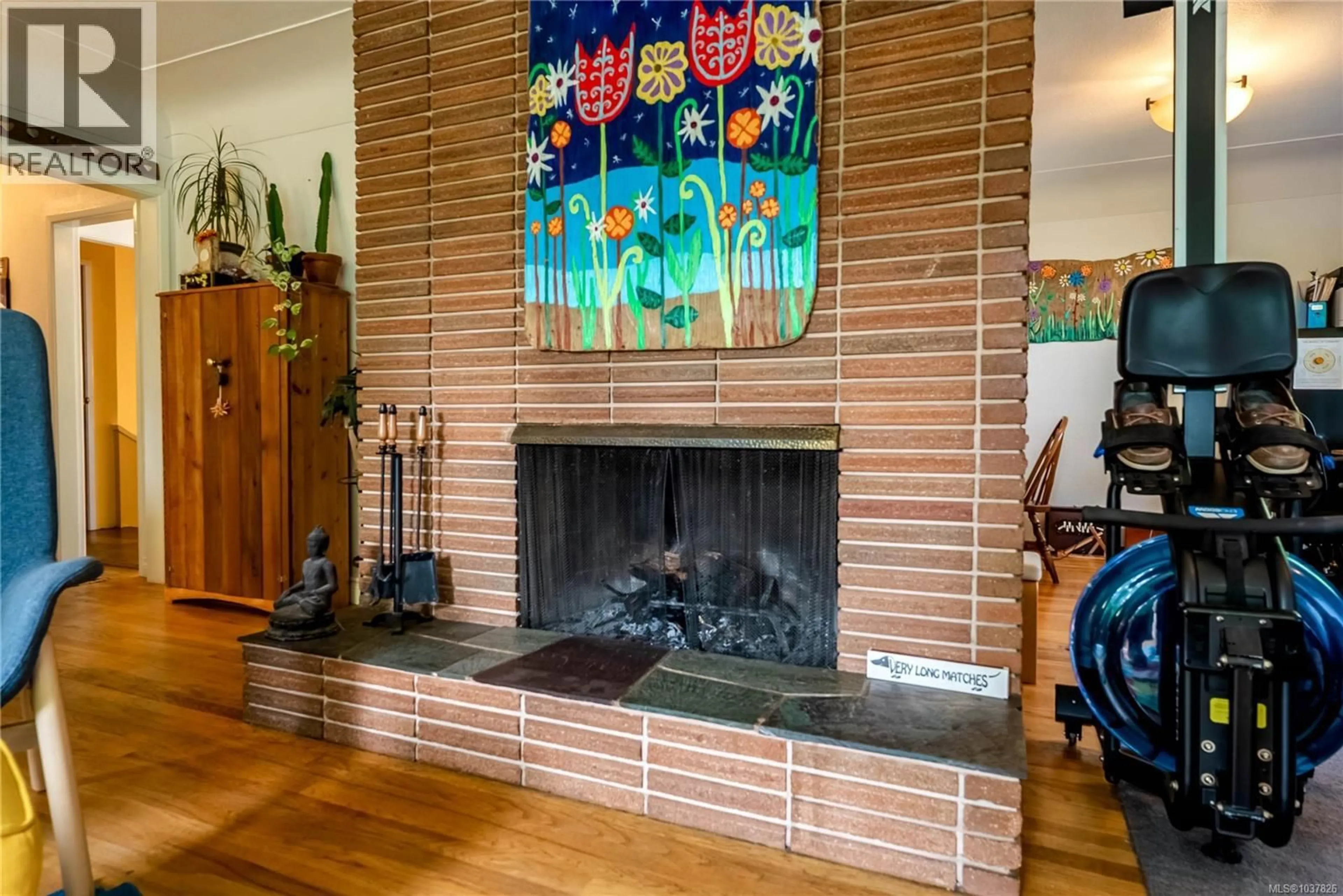 Unknown for 3360 ROLSTON CRESCENT, Saanich British Columbia V8Z4P1