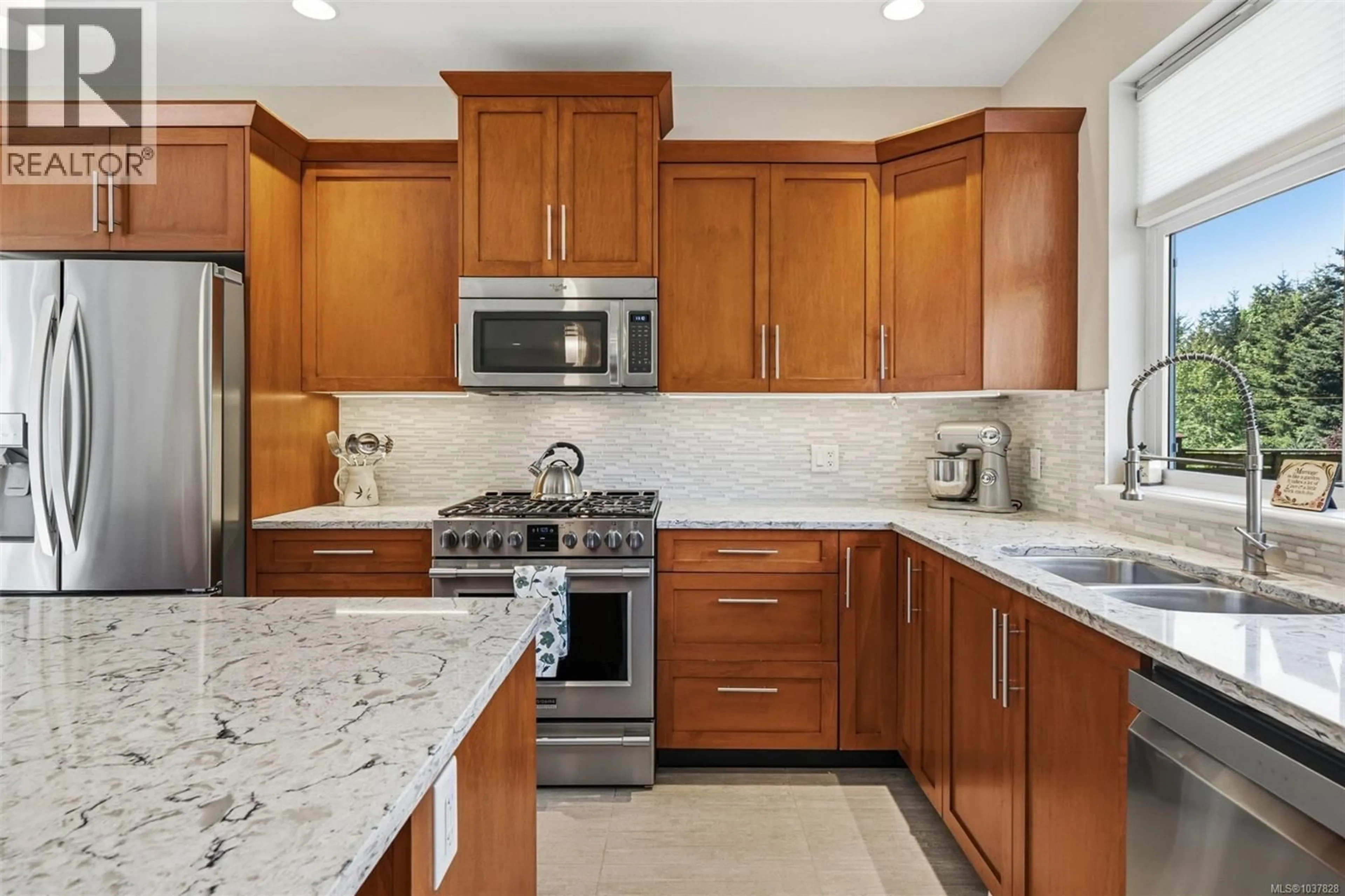 Unknown for 2490 ANTHONY PLACE, Sooke British Columbia V9Z1N4