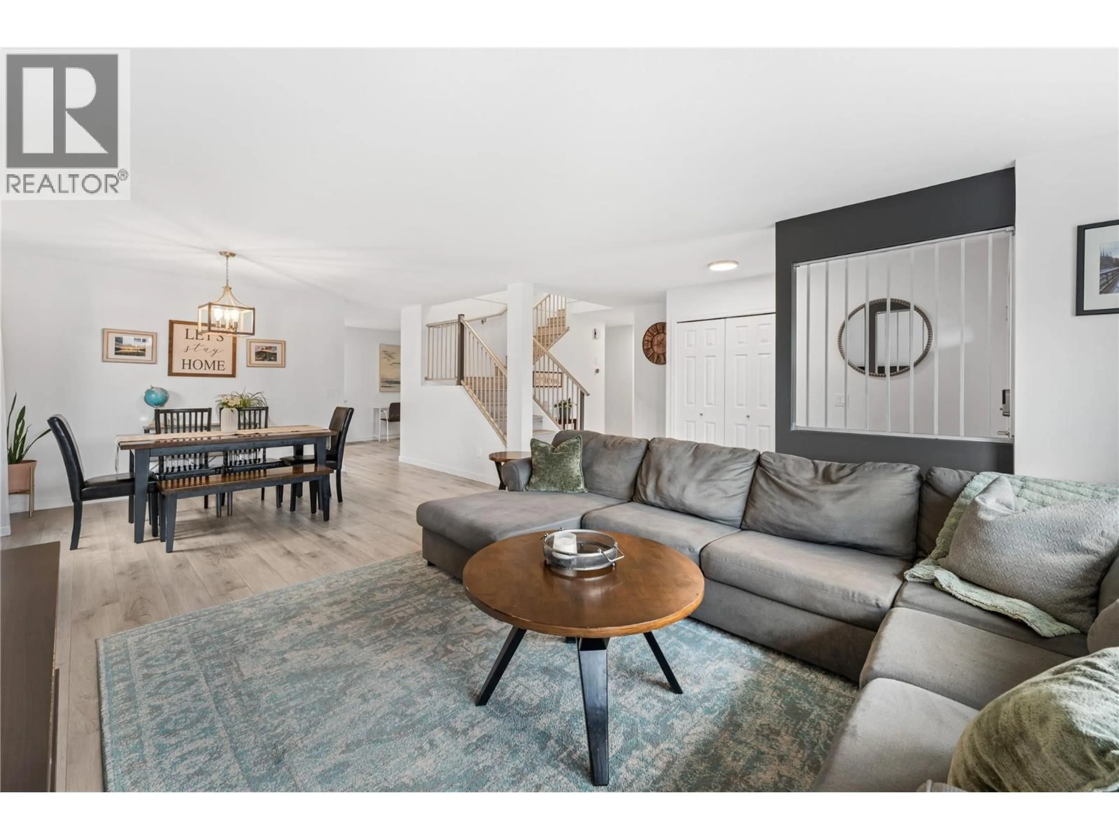 Living room with furniture, unknown for 885 WINTERGREEN DRIVE, Kelowna British Columbia V1W3V9