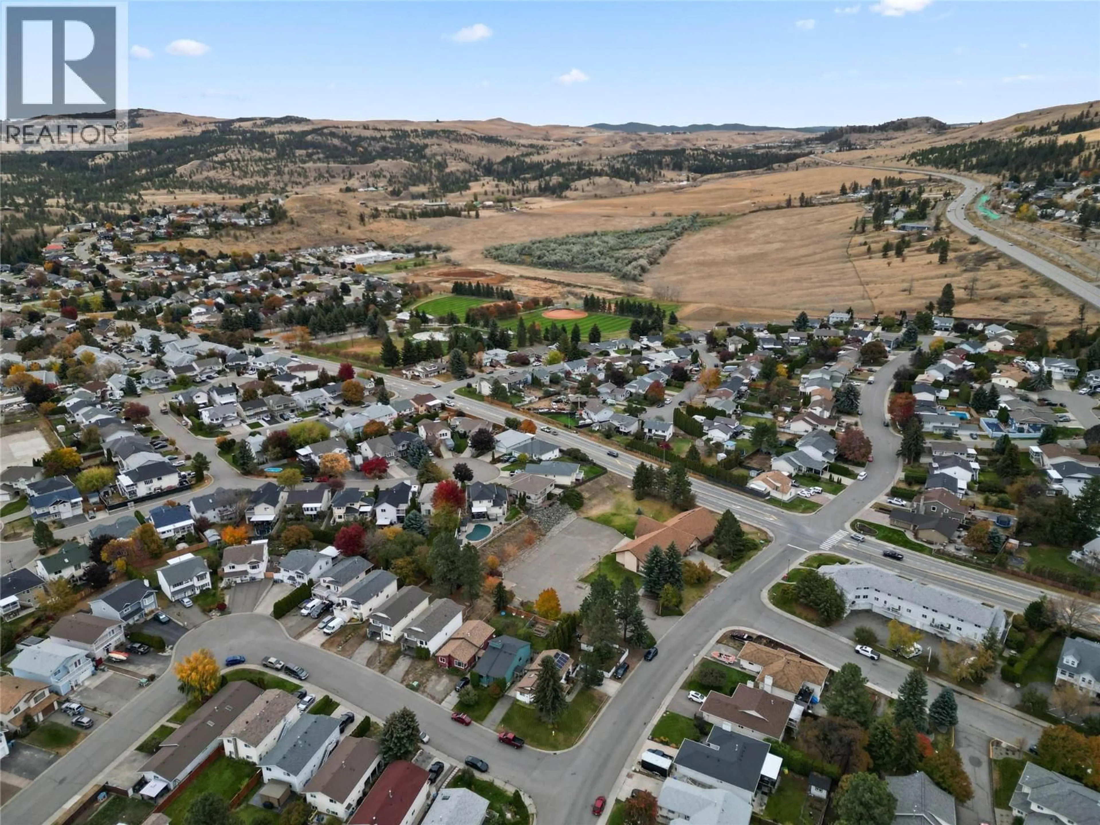 A pic from outside/outdoor area/front of a property/back of a property/a pic from drone, street for 2051 GLADSTONE DRIVE, Kamloops British Columbia V2E2B9