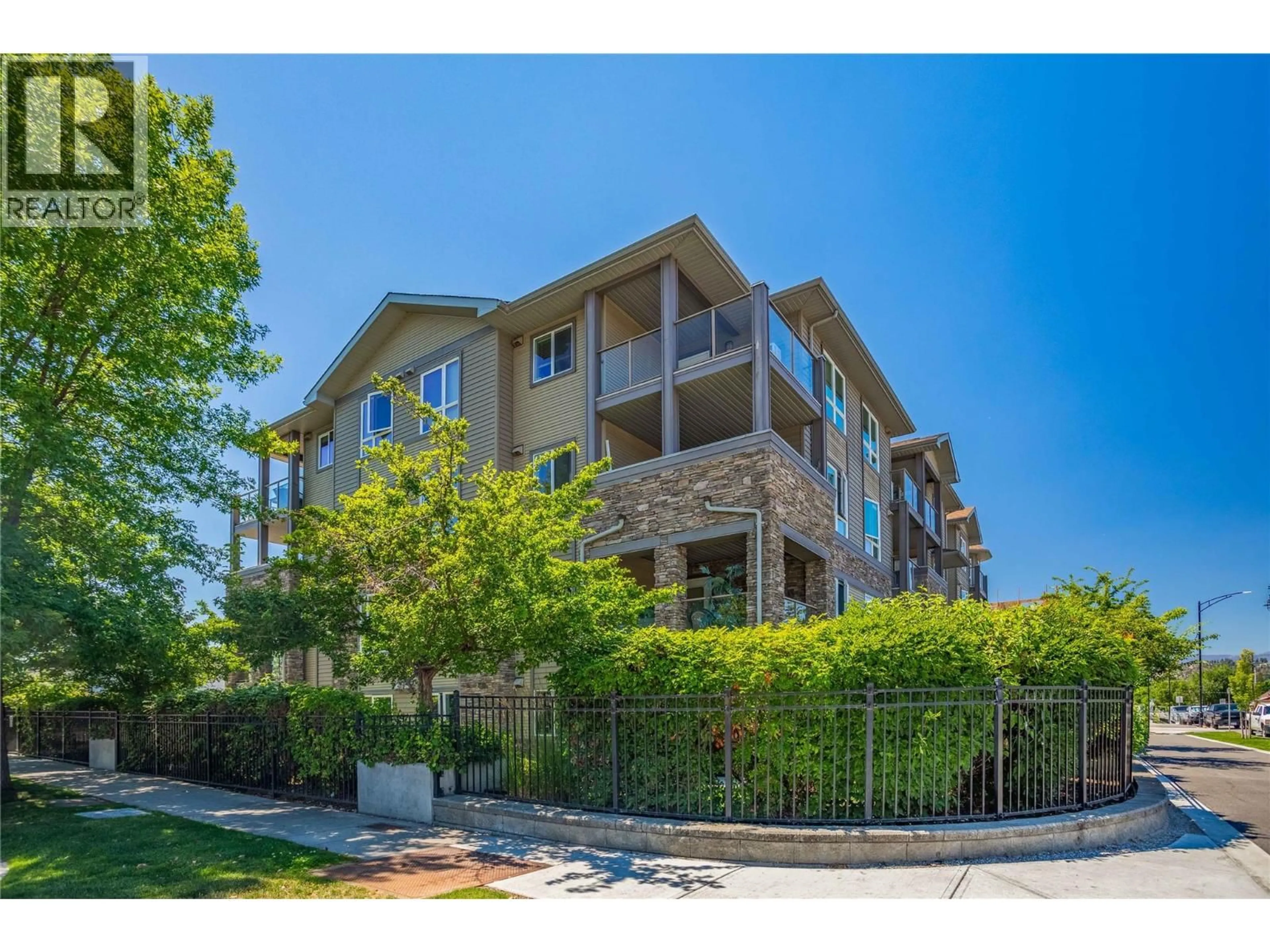 A pic from outside/outdoor area/front of a property/back of a property/a pic from drone, mountain view for 4105 - 325 MCINTOSH ROAD, Kelowna British Columbia V1X2C6