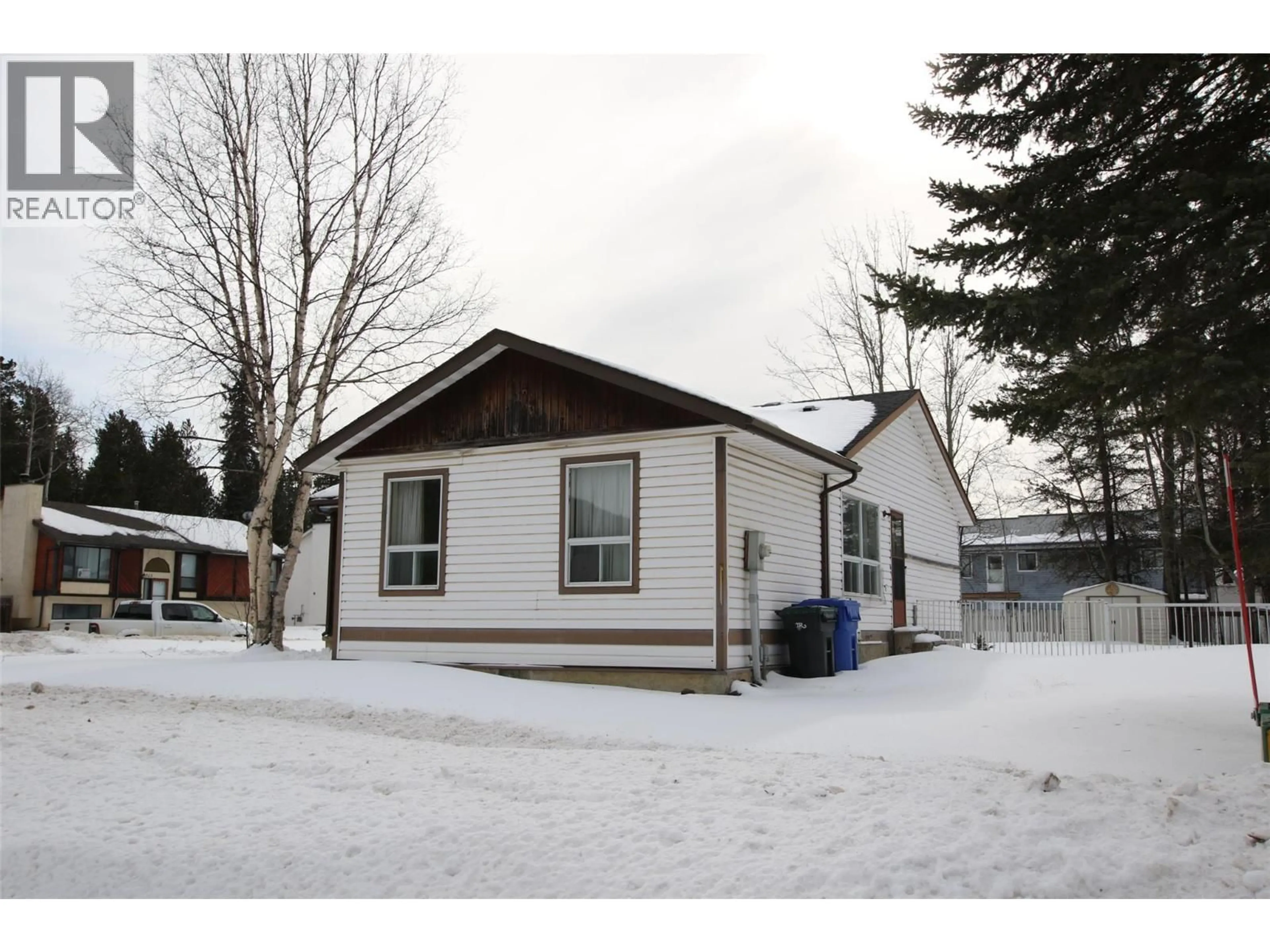 Shed for 332 WILLOW DRIVE, Tumbler Ridge British Columbia V0C2W0