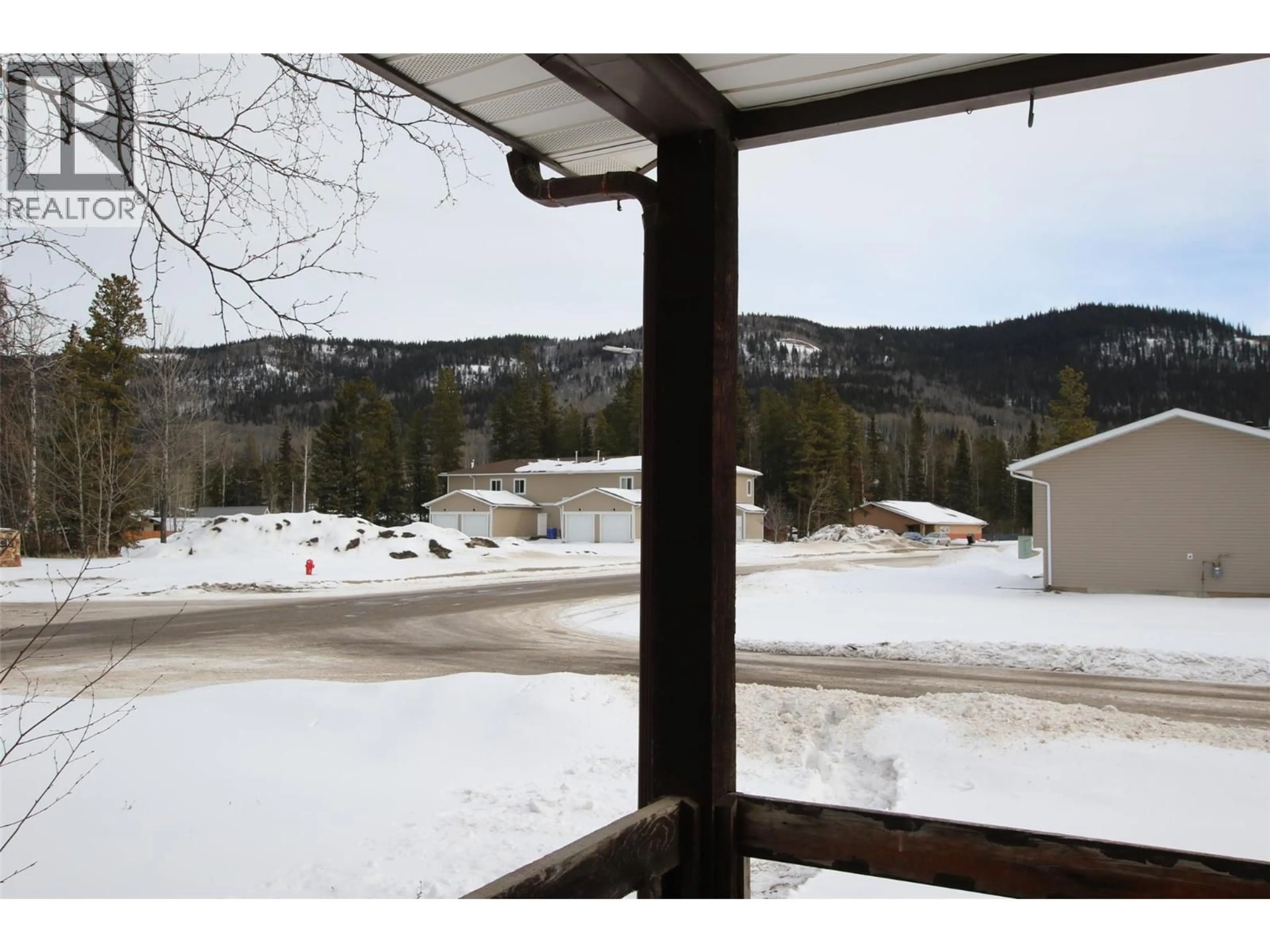 Patio, mountain view for 332 WILLOW DRIVE, Tumbler Ridge British Columbia V0C2W0