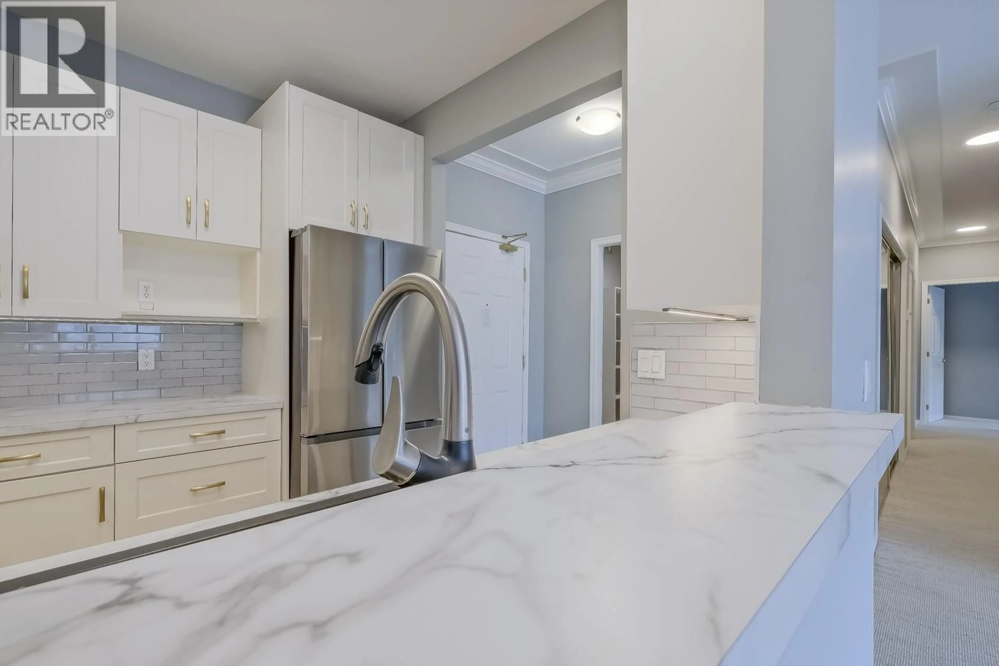 Unknown for 225 - 877 KLO ROAD, Kelowna British Columbia V1Y9R1