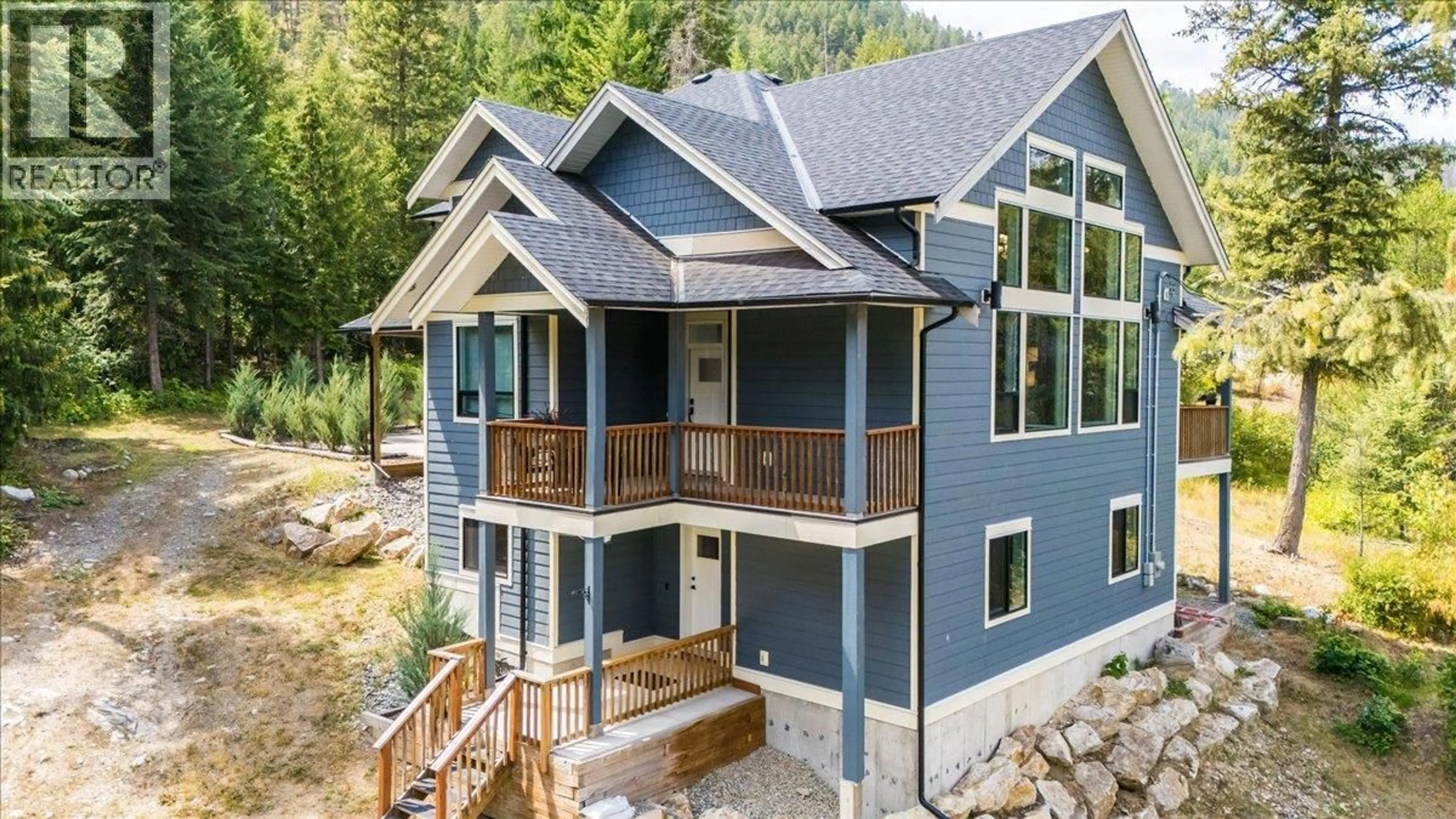 Home with vinyl exterior material, unknown for 220 CHASE ROAD, Christina Lake British Columbia V0H1E0