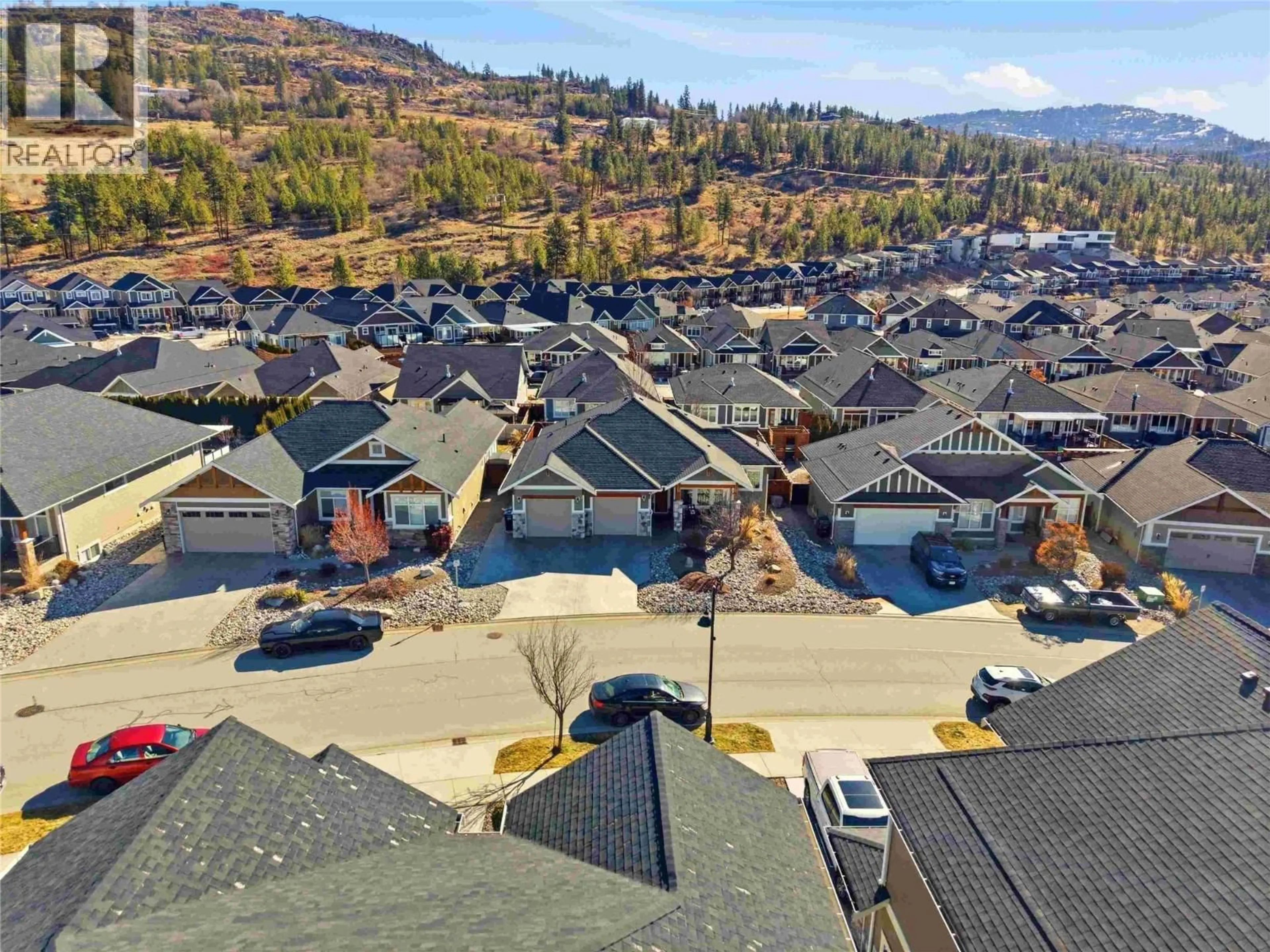 A pic from outside/outdoor area/front of a property/back of a property/a pic from drone, mountain view for 2110 LAWRENCE AVENUE, Penticton British Columbia V2A9G6