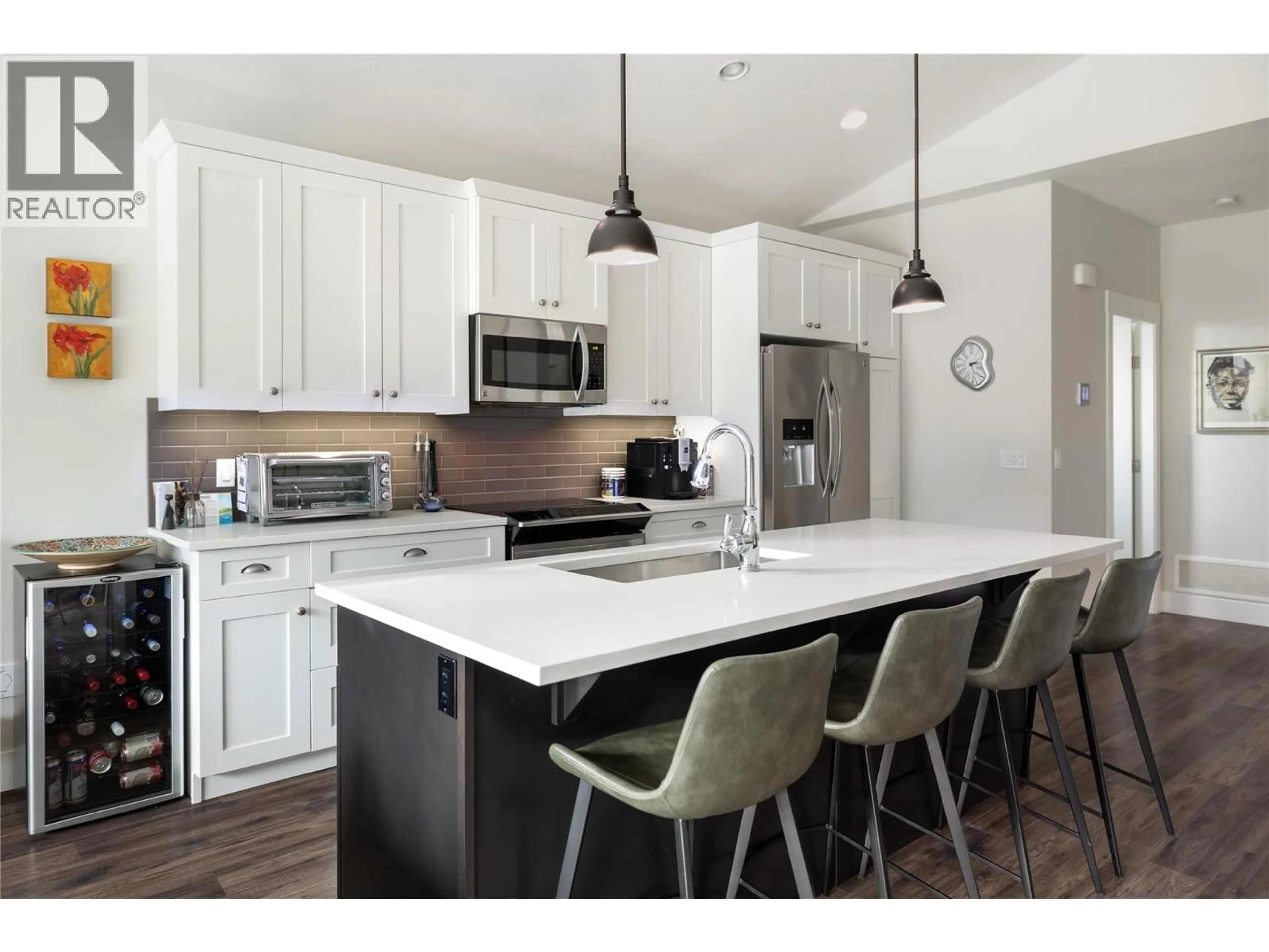 Open concept kitchen, unknown for 114 - 4450 GORDON DRIVE, Kelowna British Columbia V1W1T1