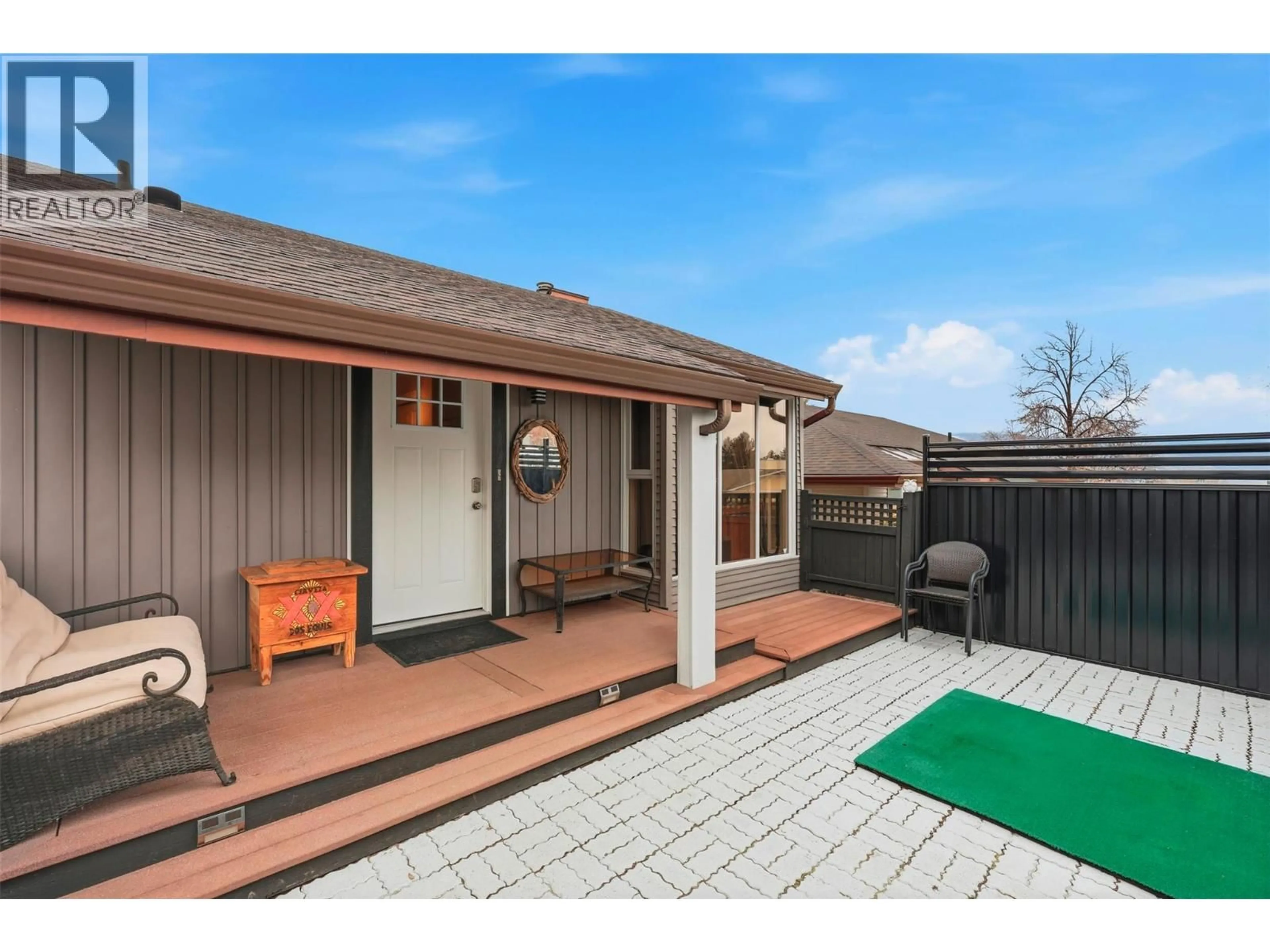 Patio, street for 328 WHITESHIELD CRESCENT, Kamloops British Columbia V2E1G3