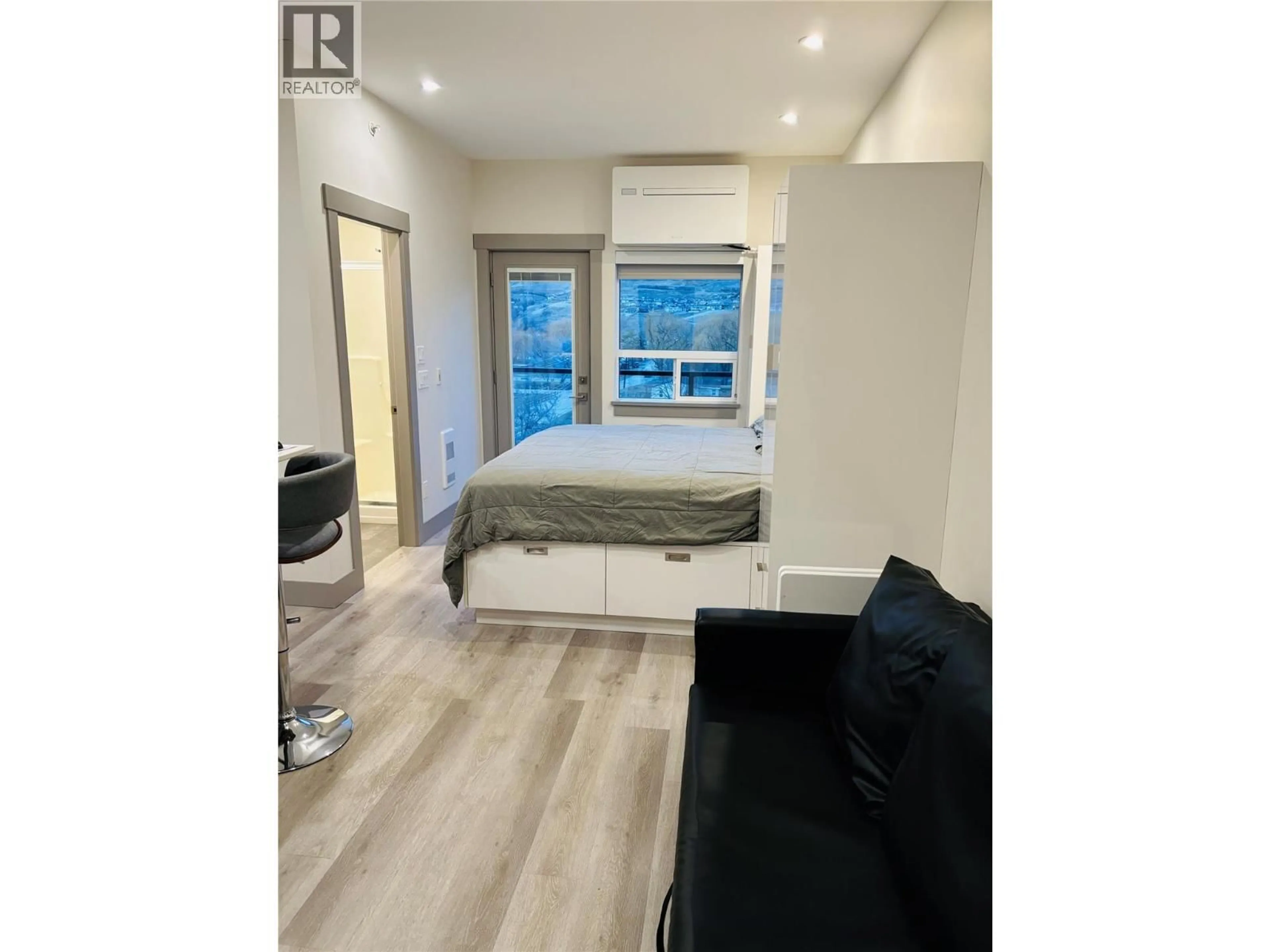 A pic of a room for 507 - 2555 LAKESHORE ROAD, Vernon British Columbia V1H0A4