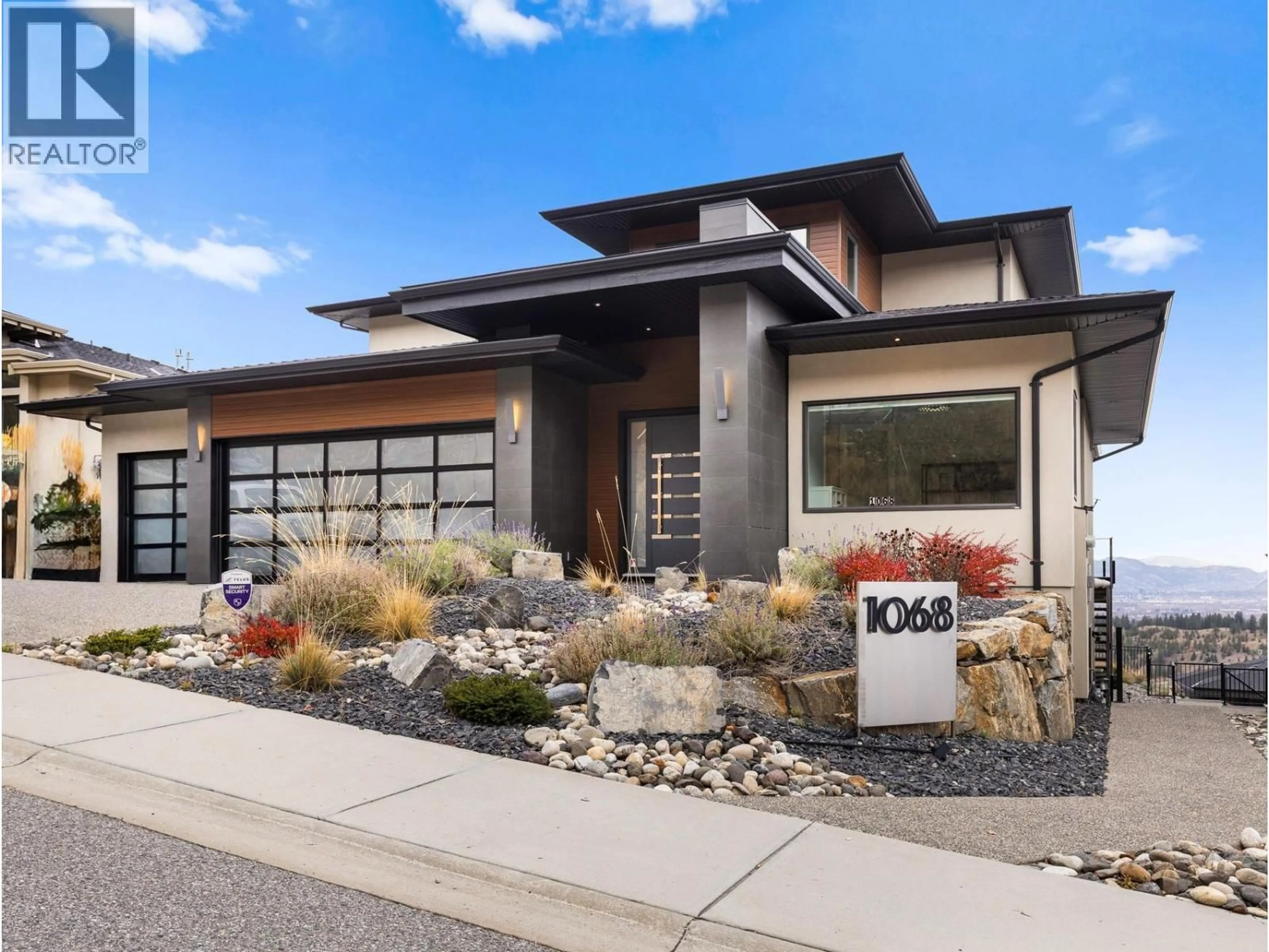 Home with brick exterior material, street for 1068 CLARANCE AVENUE, Kelowna British Columbia V1W5M6