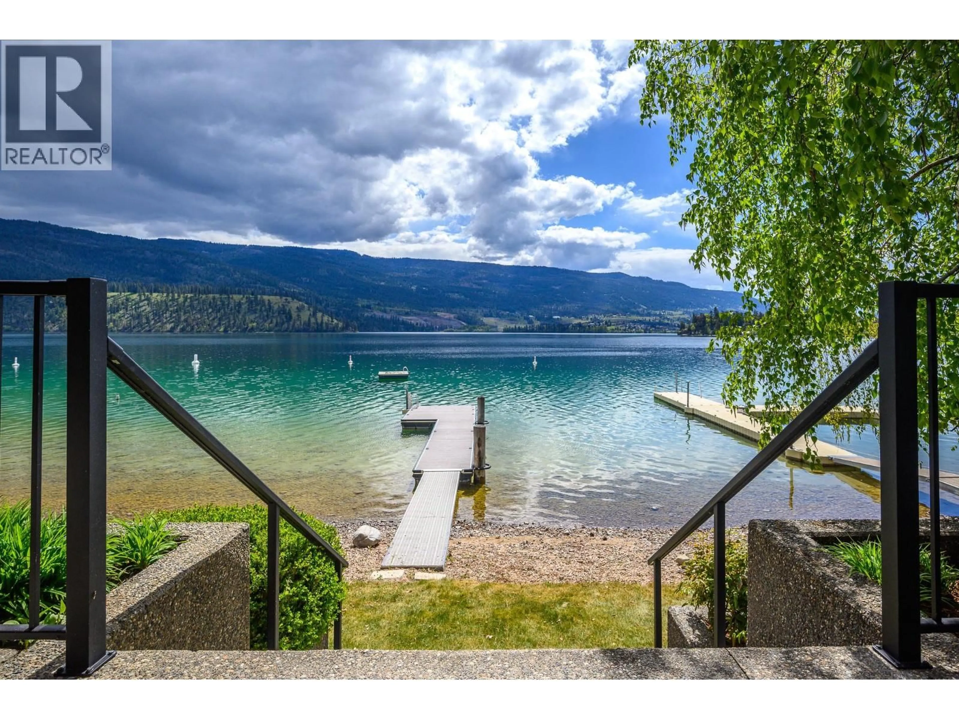 Patio, water/lake/river/ocean view for 6 - 17211 THOMSON ROAD, Lake Country British Columbia V4V2K3
