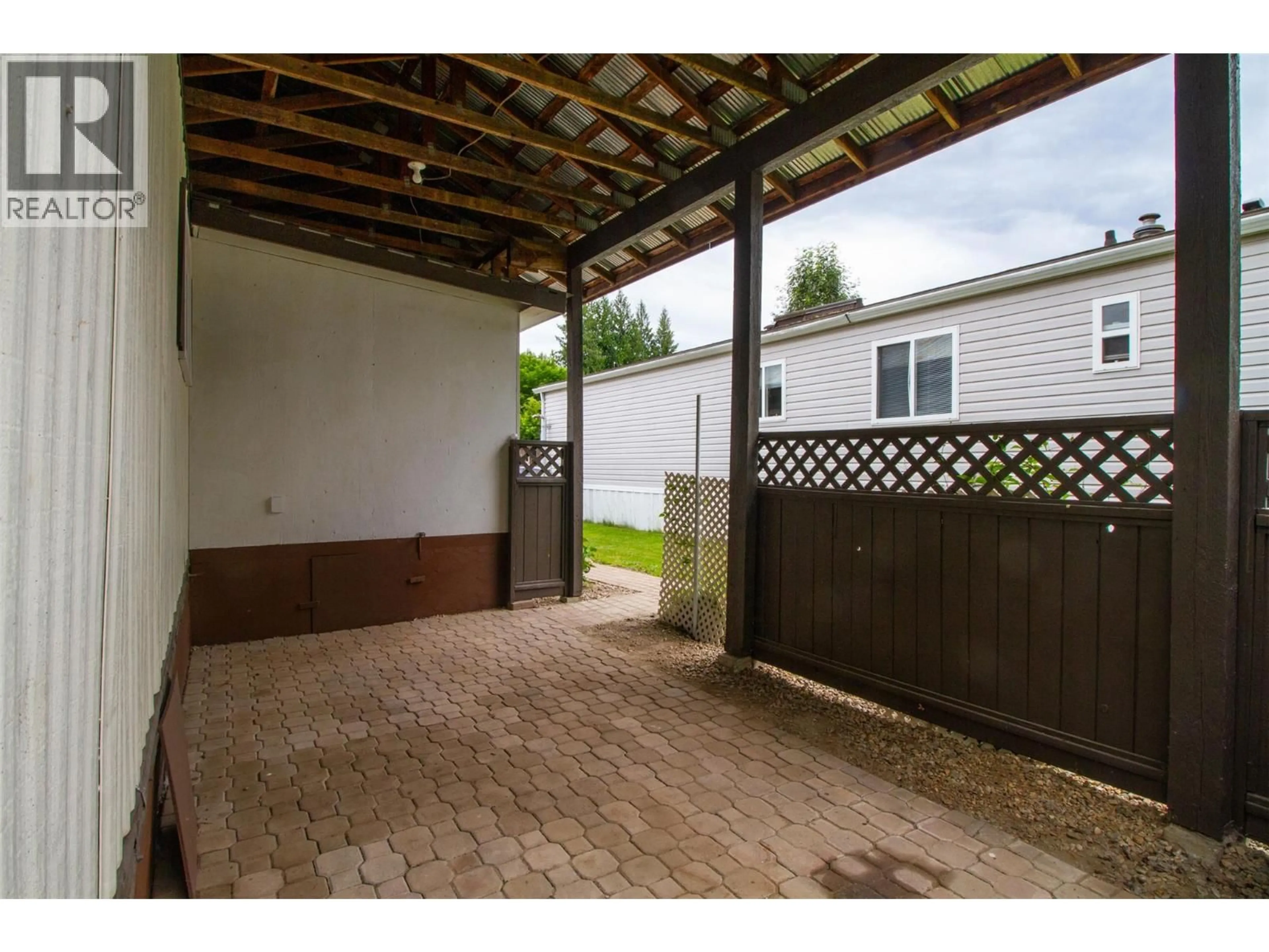 Patio, street for 38 - 1200 OSCAR STREET, Revelstoke British Columbia V0E2S1